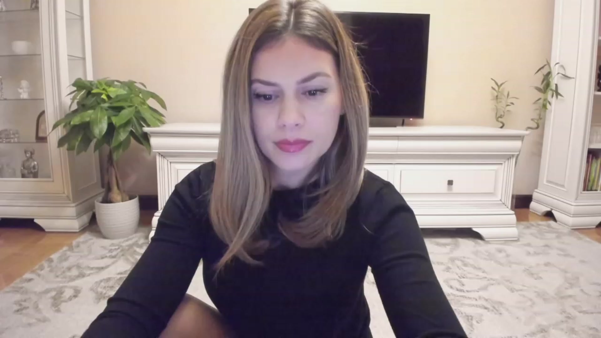 Gallery image thumbnail from Lu126's myfreecams stream on, 10/12/2023, 02:01 image 13 of 20