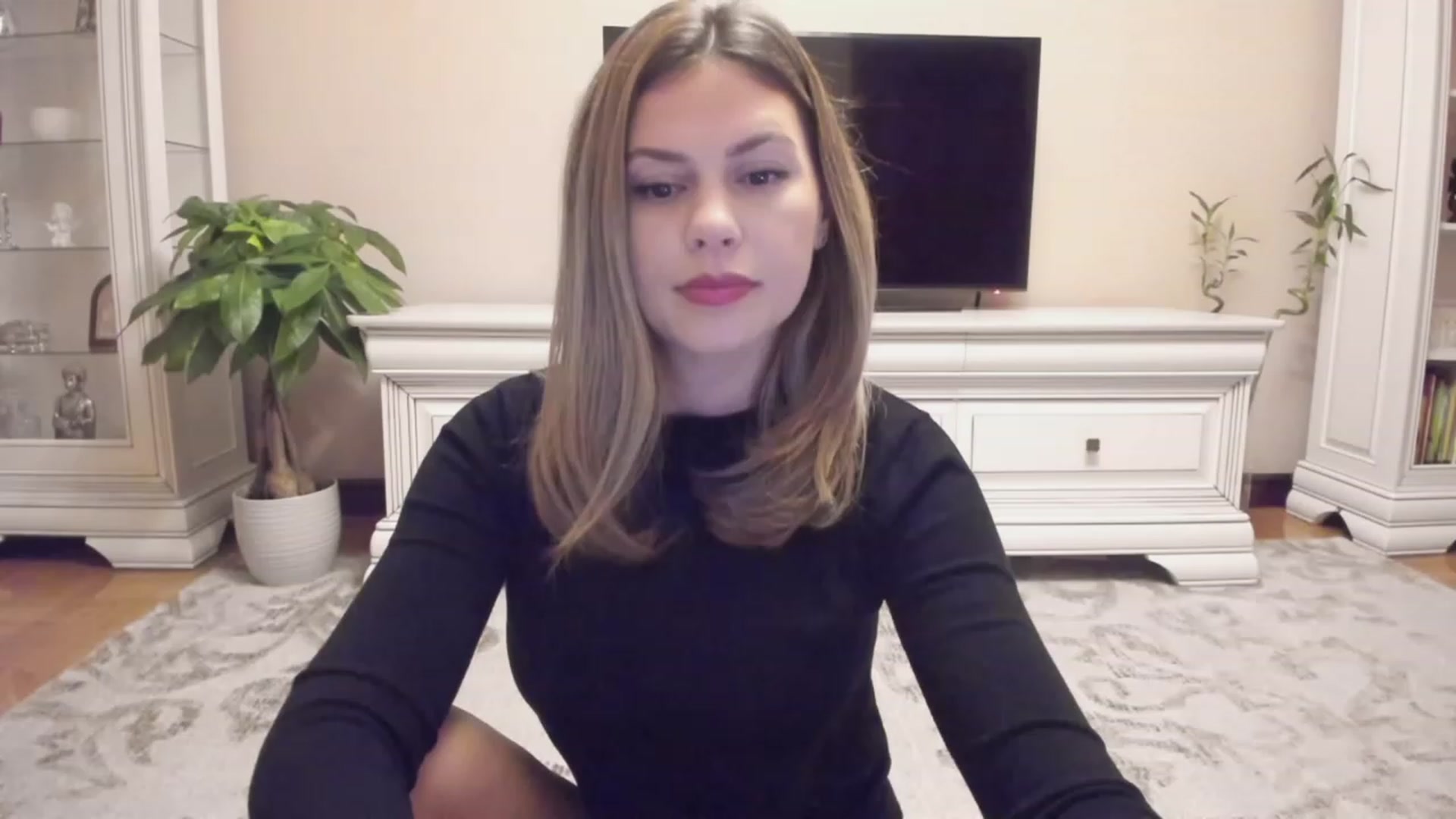 Gallery image thumbnail from Lu126's myfreecams stream on, 10/12/2023, 02:01 image 6 of 20