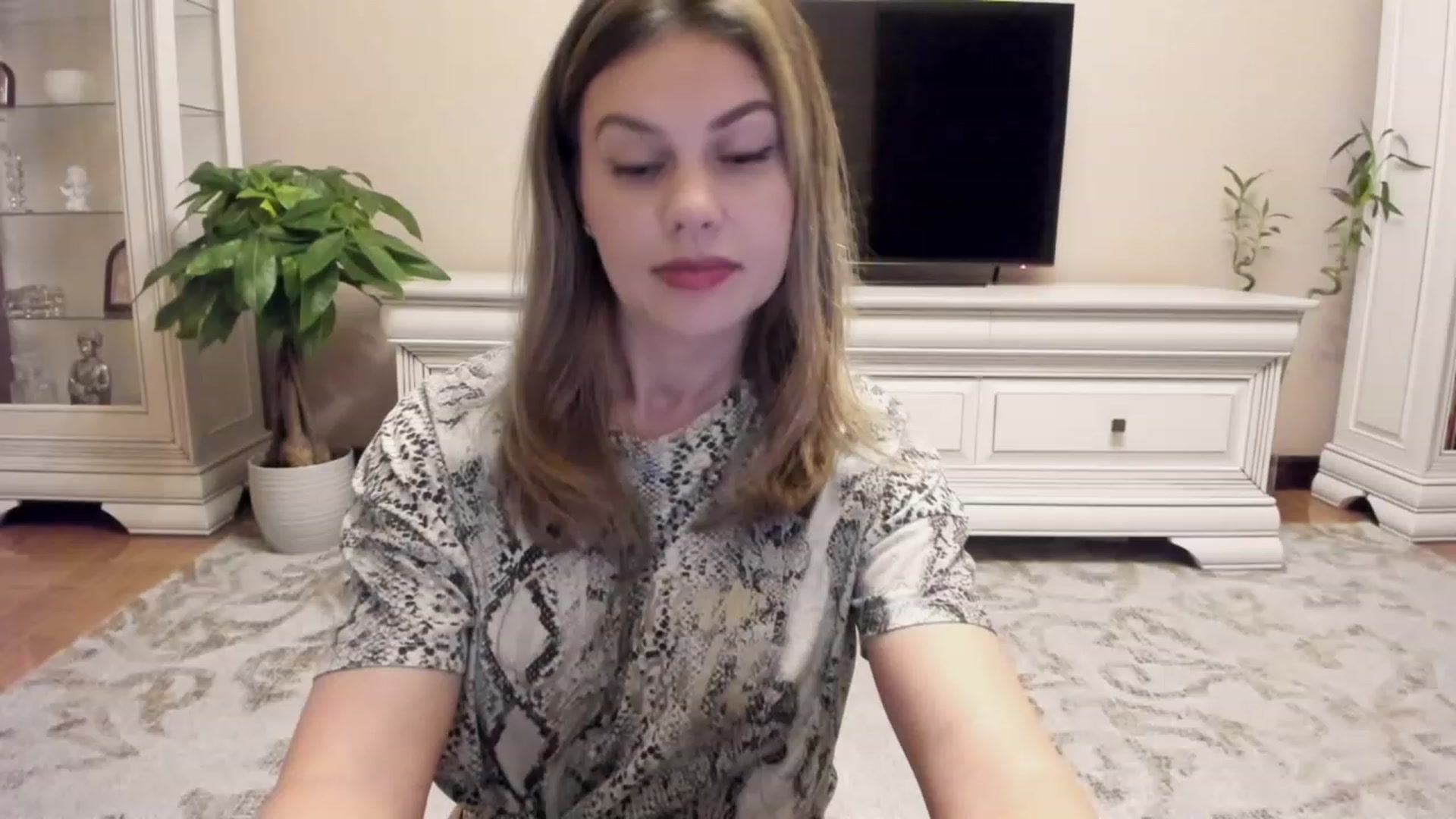 Gallery image thumbnail from Lu126's myfreecams stream on, 10/13/2023, 02:33 image 19 of 20