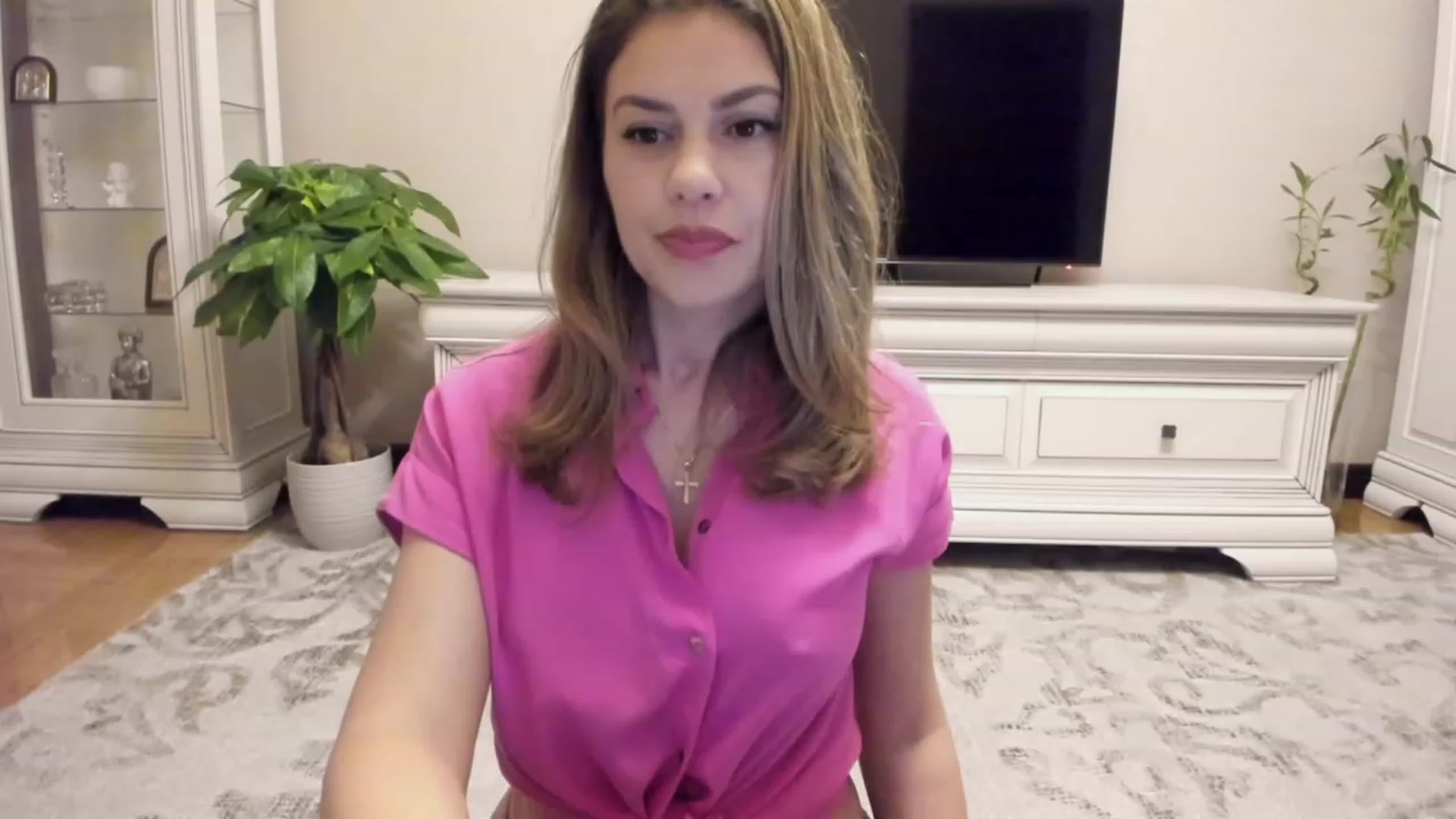 Gallery image thumbnail from Lu126's myfreecams stream on, 10/14/2023, 02:49 image 15 of 20