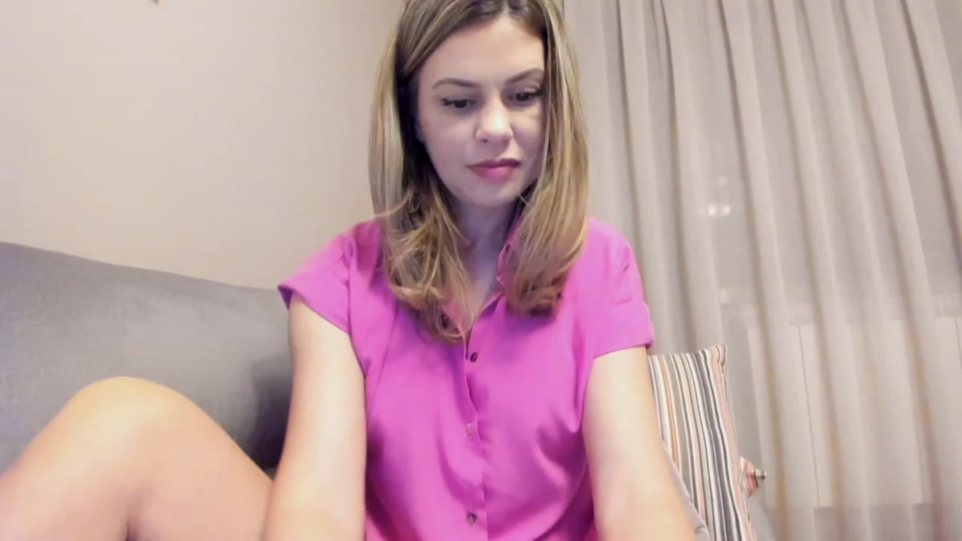 Gallery image thumbnail from Lu126's myfreecams stream on, 10/26/2023, 03:35 image 8 of 20