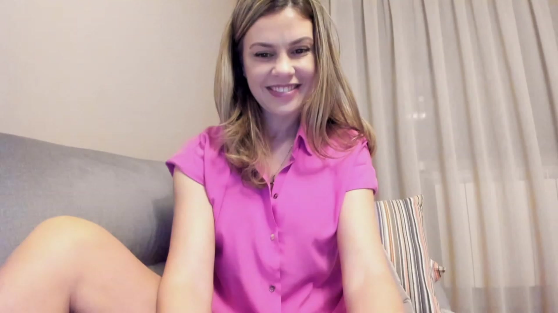 Gallery image thumbnail from Lu126's myfreecams stream on, 10/26/2023, 03:35 image 9 of 20