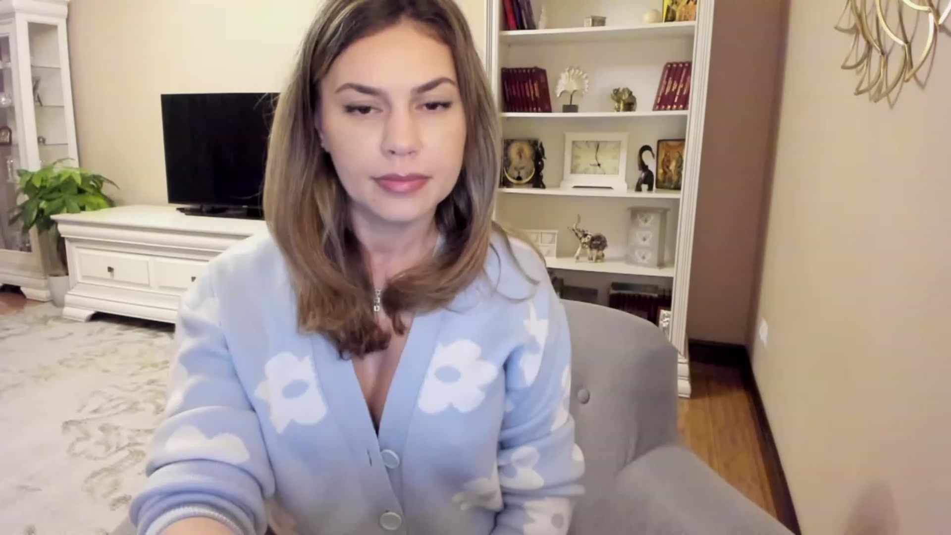 Gallery image thumbnail from Lu126's myfreecams stream on, 11/08/2023, 03:09 image 19 of 20