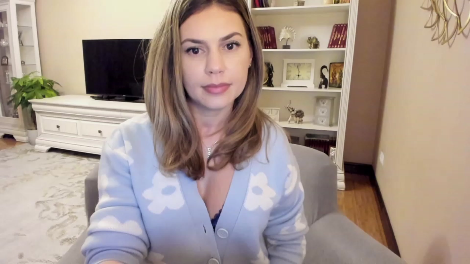Gallery image thumbnail from Lu126's myfreecams stream on, 11/08/2023, 04:24 image 18 of 20