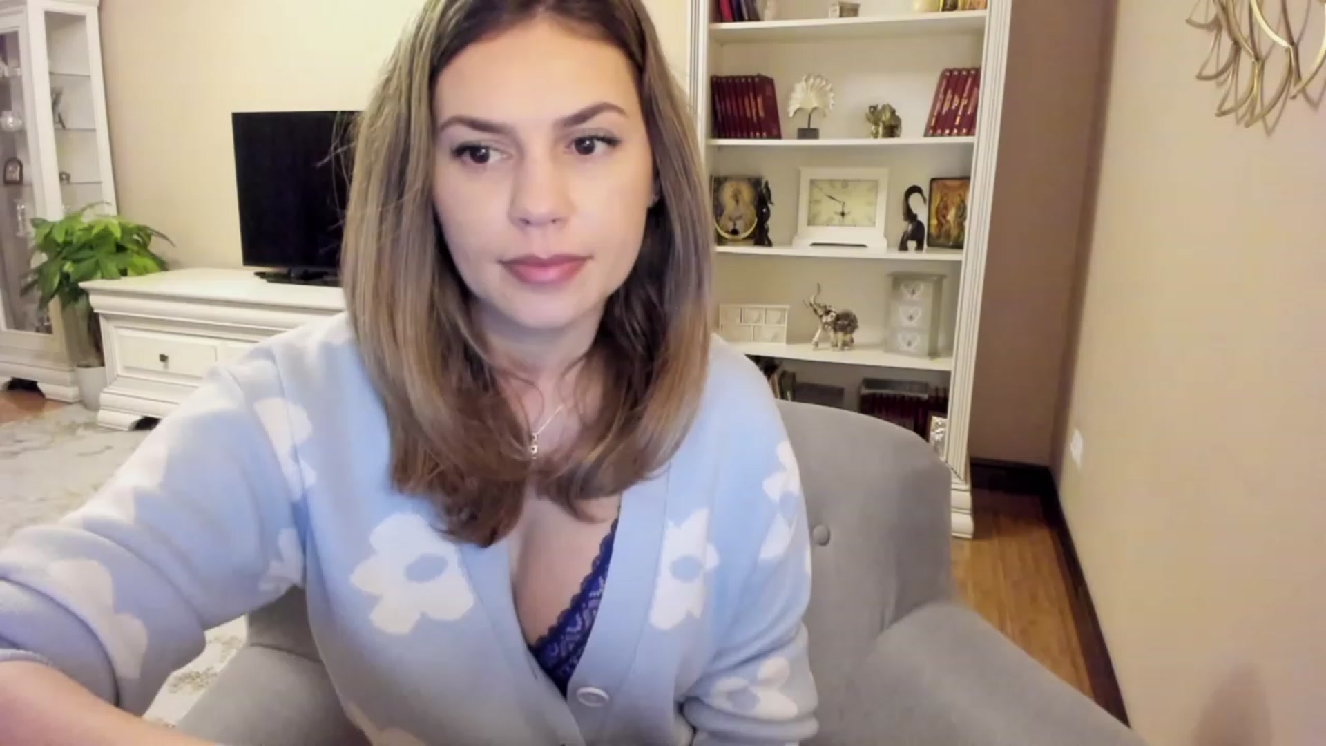 Gallery image thumbnail from Lu126's myfreecams stream on, 11/08/2023, 04:24 image 8 of 20