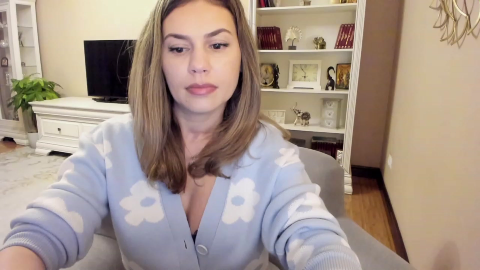 Gallery image thumbnail from Lu126's myfreecams stream on, 11/08/2023, 04:24 image 13 of 20