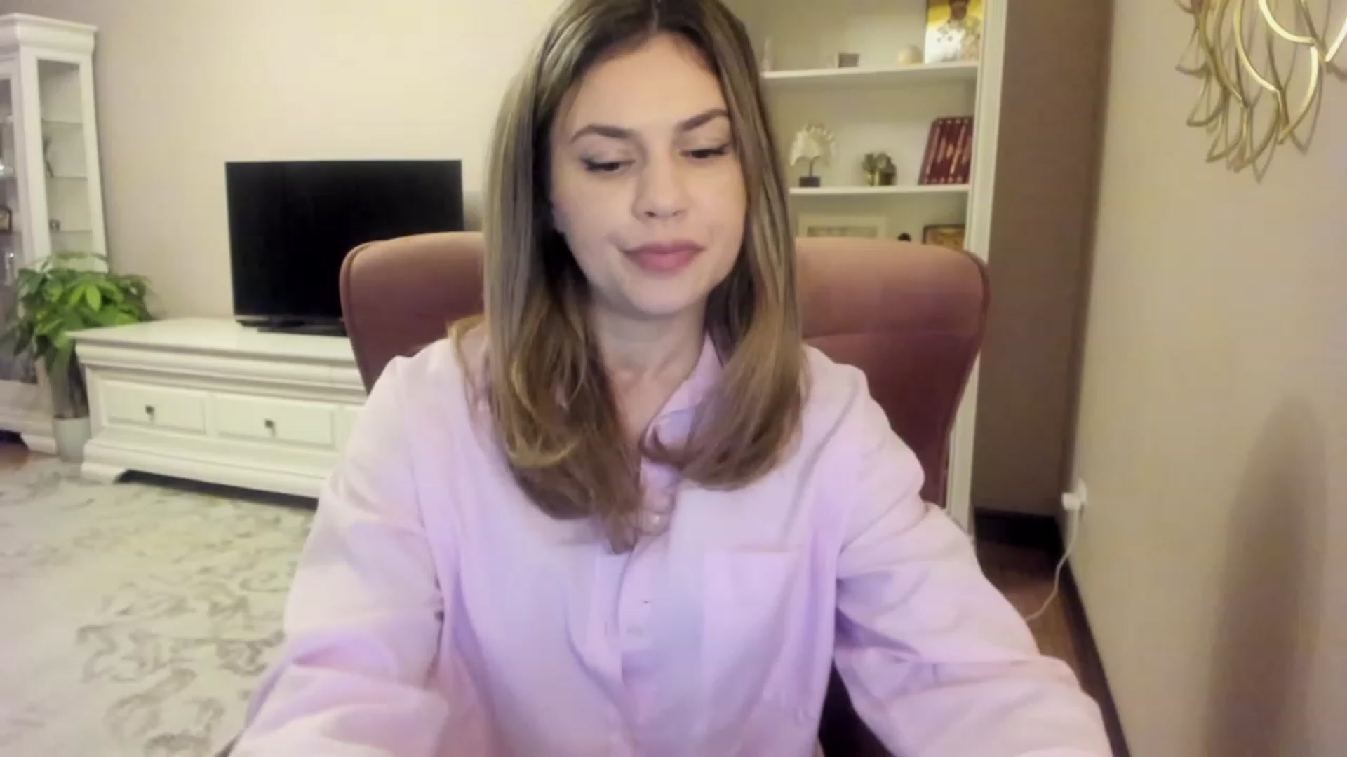 Gallery image thumbnail from Lu126's myfreecams stream on, 11/21/2023, 05:00 image 13 of 20