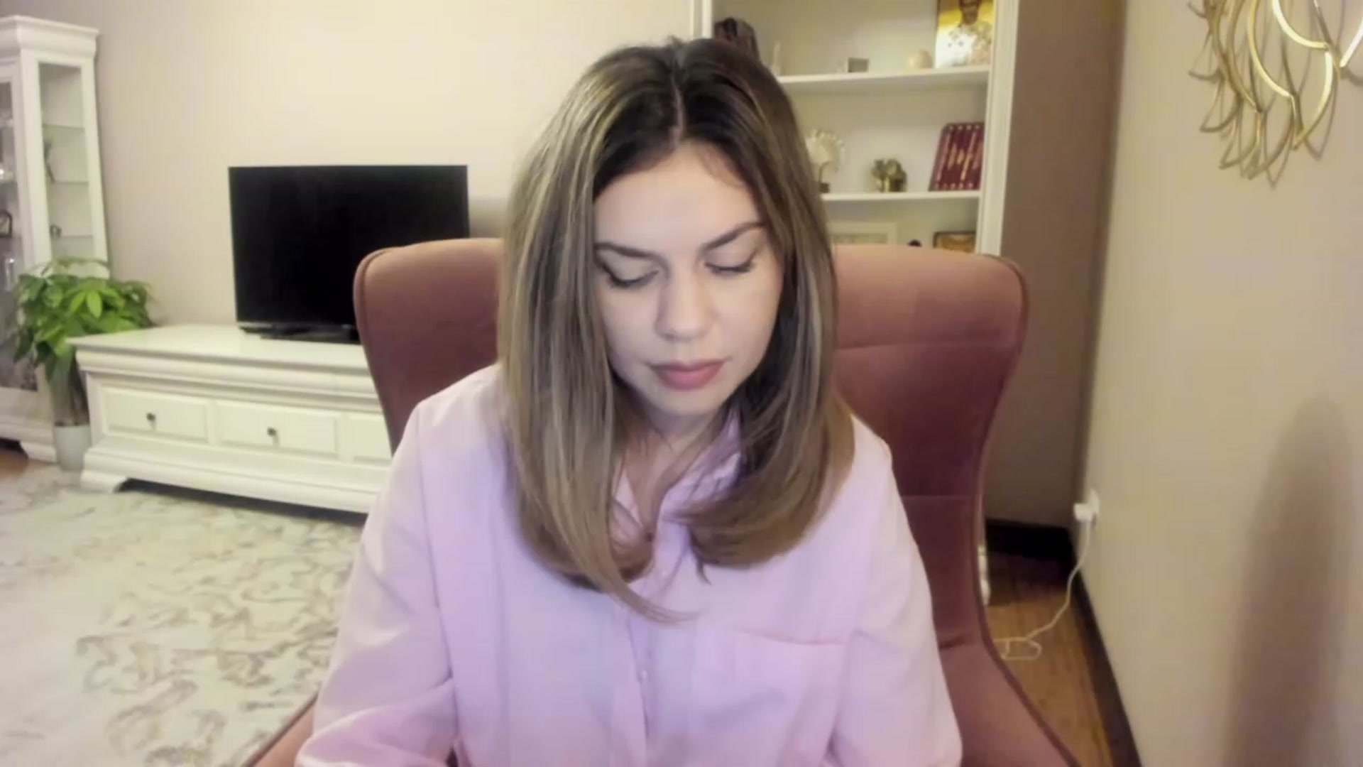 Gallery image thumbnail from Lu126's myfreecams stream on, 11/21/2023, 05:00 image 6 of 20
