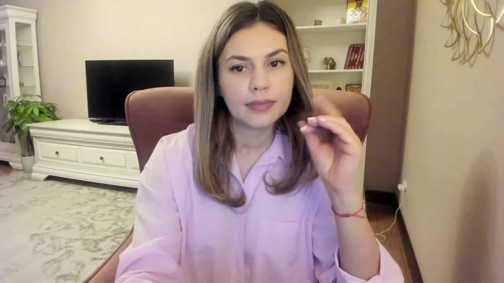 Gallery image thumbnail from Lu126's myfreecams stream on, 11/21/2023, 05:00 image 16 of 20