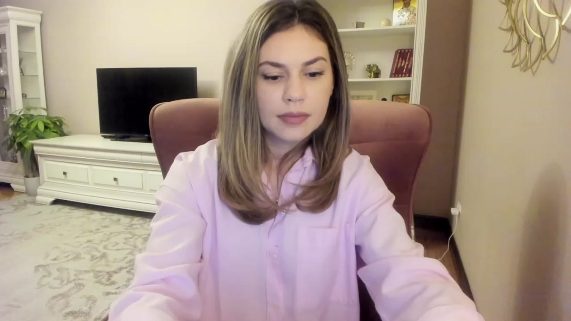 Gallery image thumbnail from Lu126's myfreecams stream on, 11/21/2023, 05:00 image 1 of 20