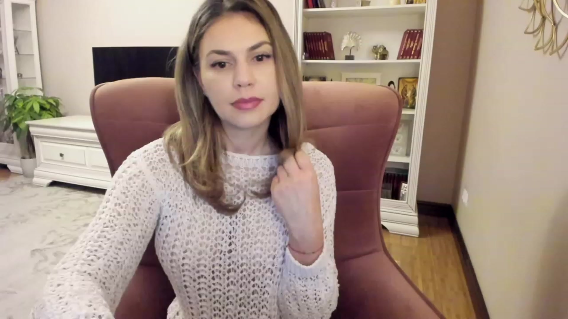 Gallery image thumbnail from Lu126's myfreecams stream on, 11/22/2023, 04:00 image 18 of 20