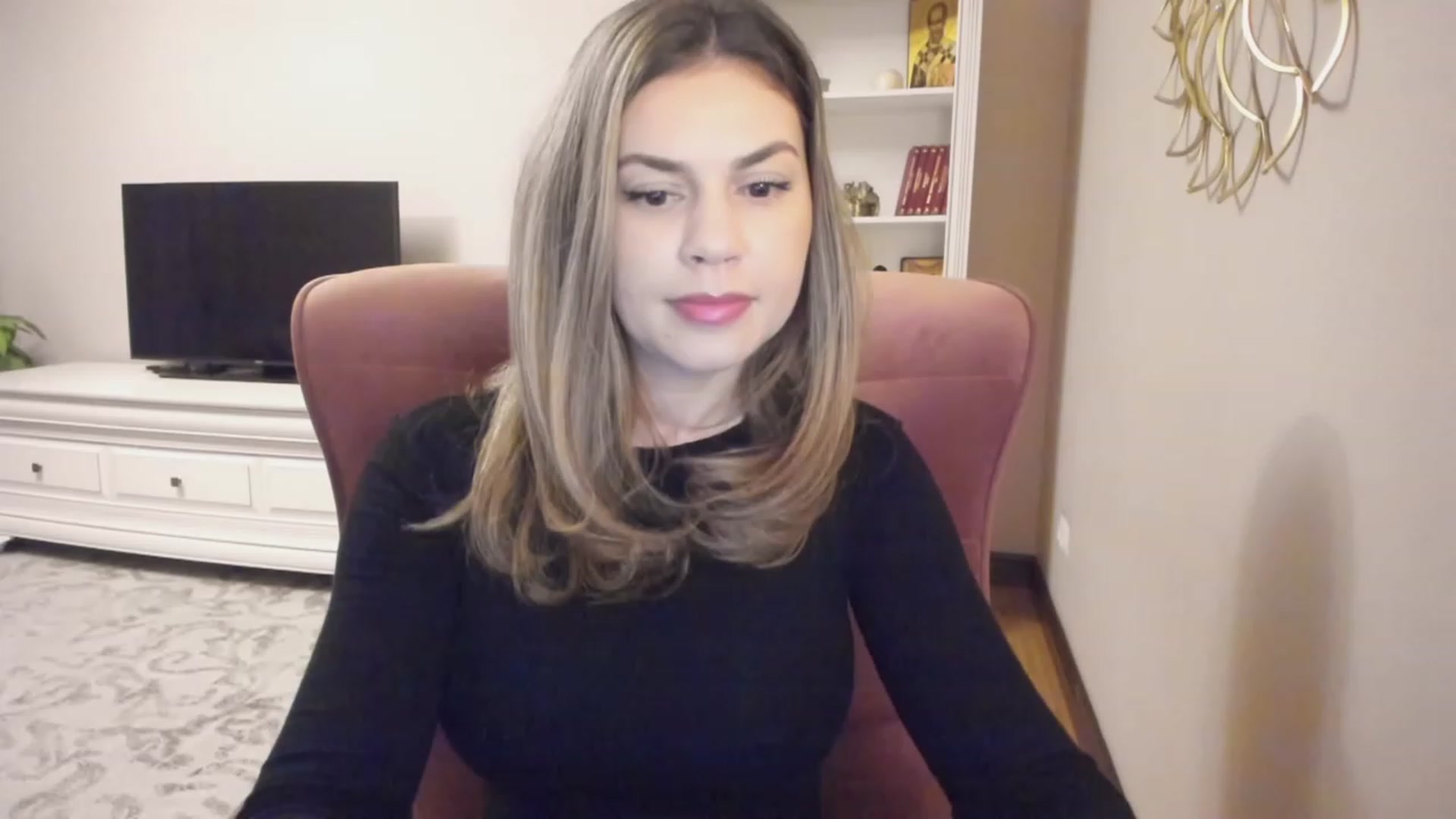 Gallery image thumbnail from Lu126's myfreecams stream on, 11/24/2023, 03:50 image 12 of 20