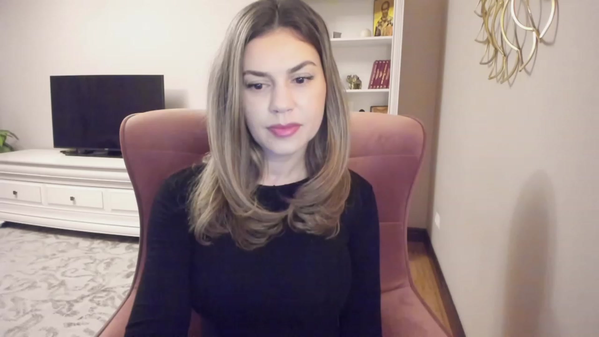 Gallery image thumbnail from Lu126's myfreecams stream on, 11/24/2023, 03:50 image 11 of 20