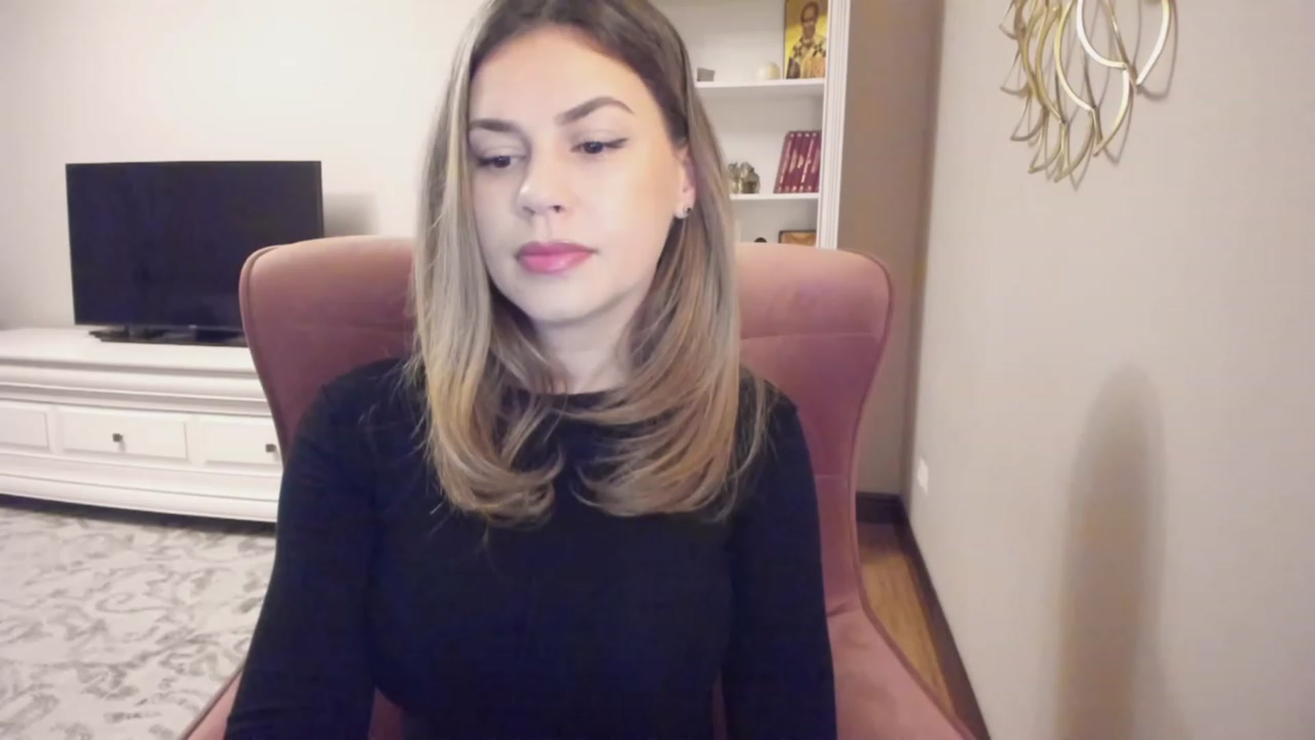 Gallery image thumbnail from Lu126's myfreecams stream on, 11/24/2023, 03:50 image 8 of 20