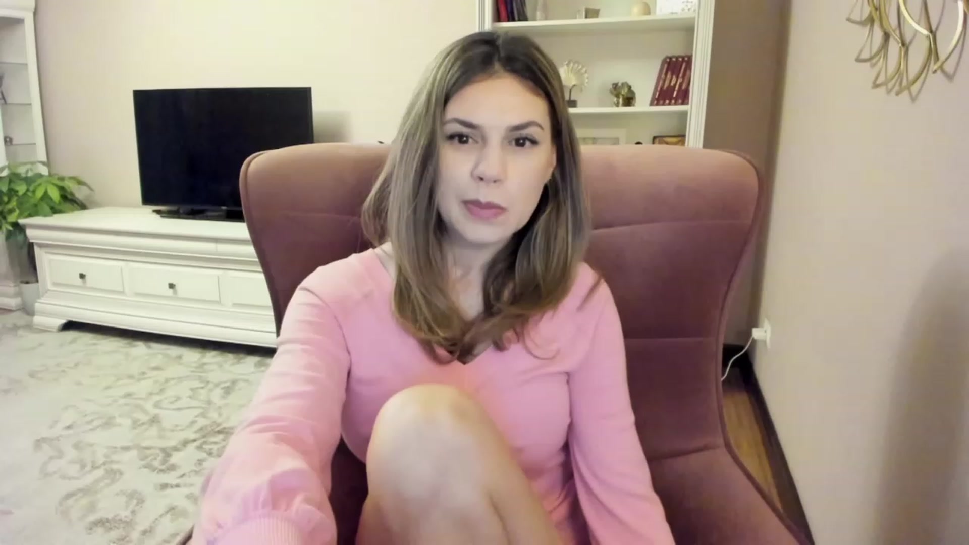 Gallery image thumbnail from Lu126's myfreecams stream on, 11/27/2023, 03:53 image 11 of 20