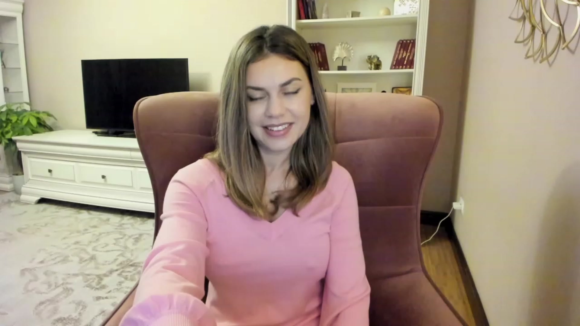 Gallery image thumbnail from Lu126's myfreecams stream on, 11/27/2023, 04:50 image 2 of 20