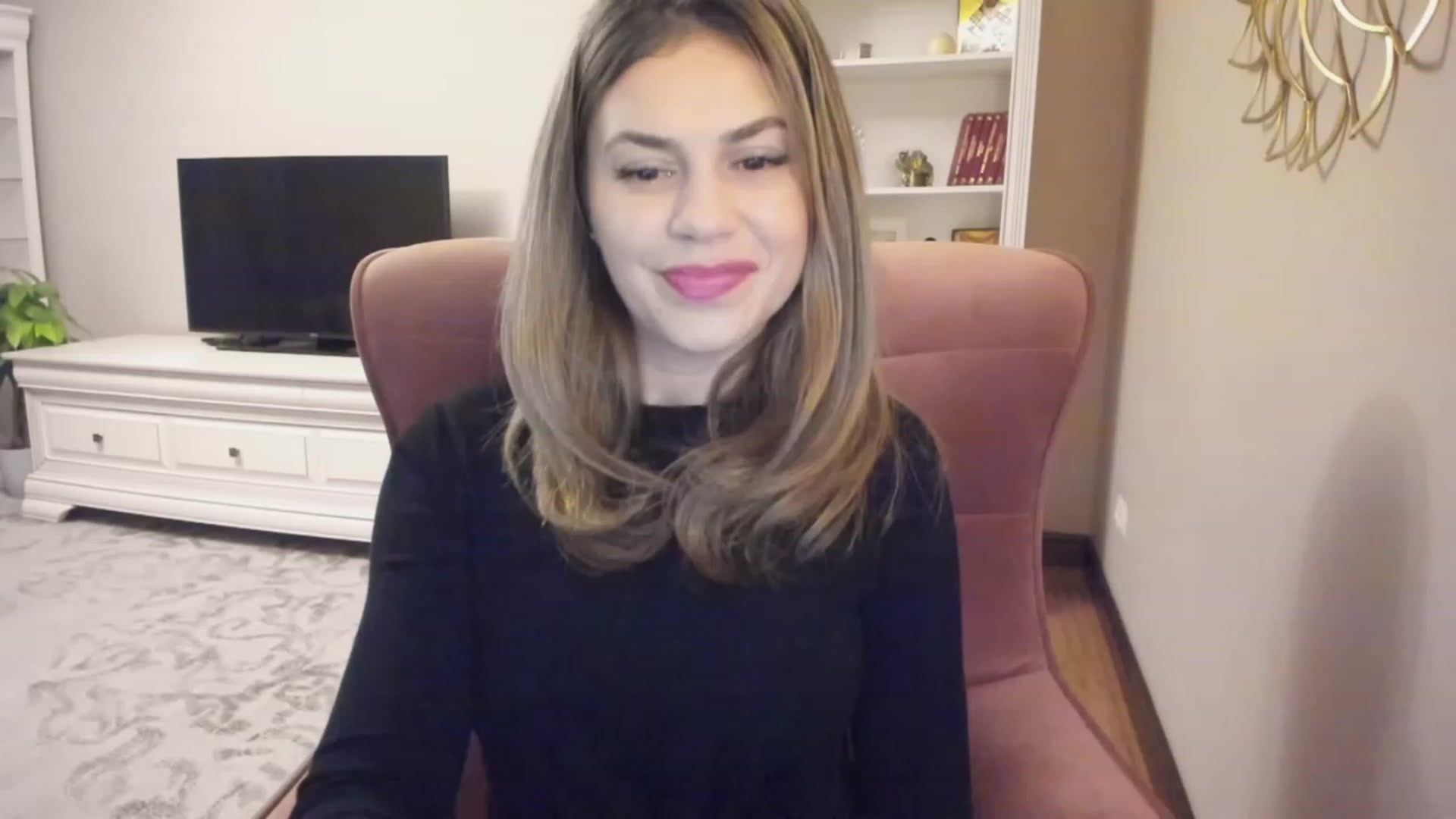 Gallery image thumbnail from Lu126's myfreecams stream on, 11/28/2023, 03:29 image 11 of 20
