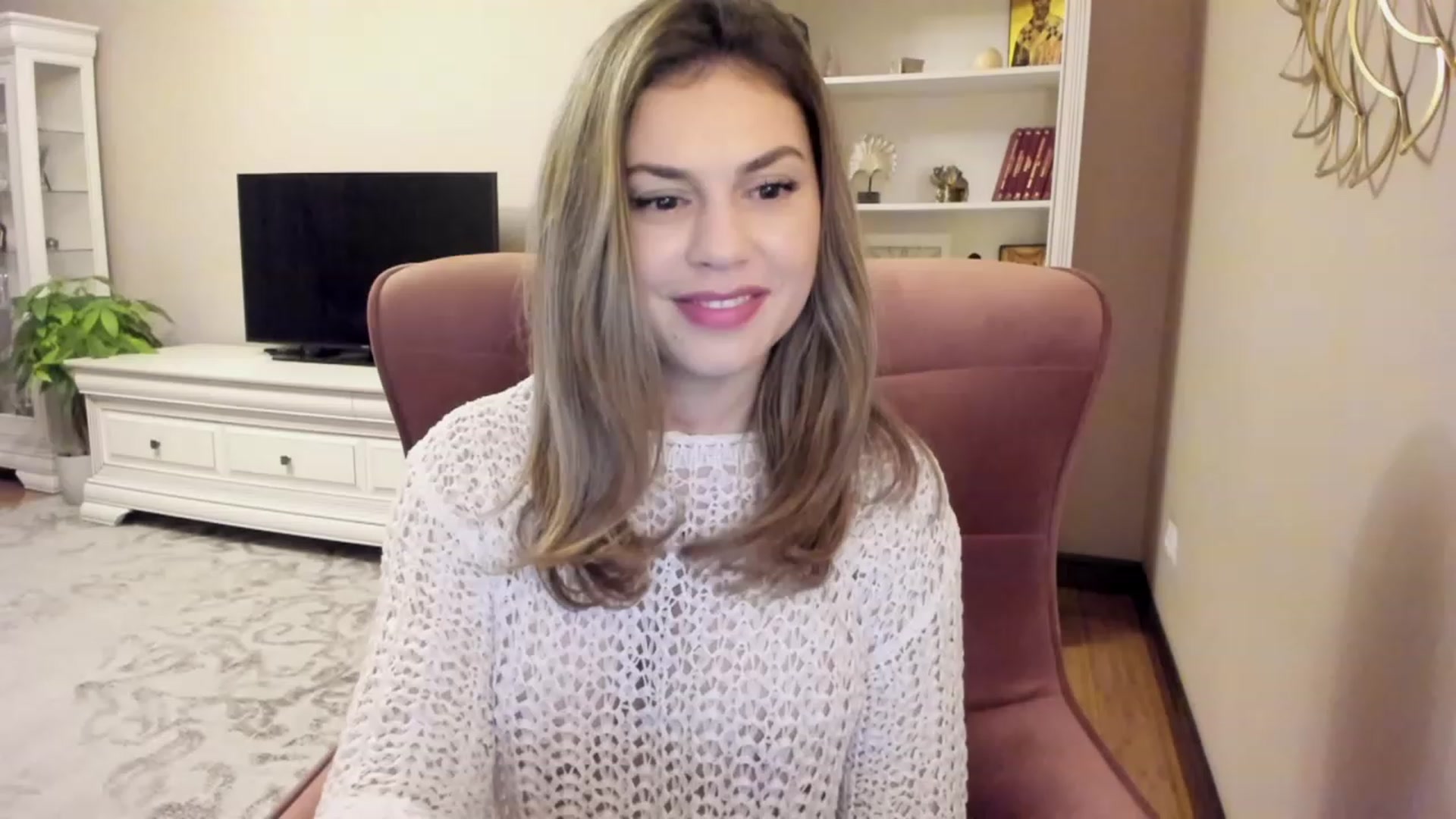 Gallery image thumbnail from Lu126's myfreecams stream on, 11/30/2023, 05:30 image 11 of 20
