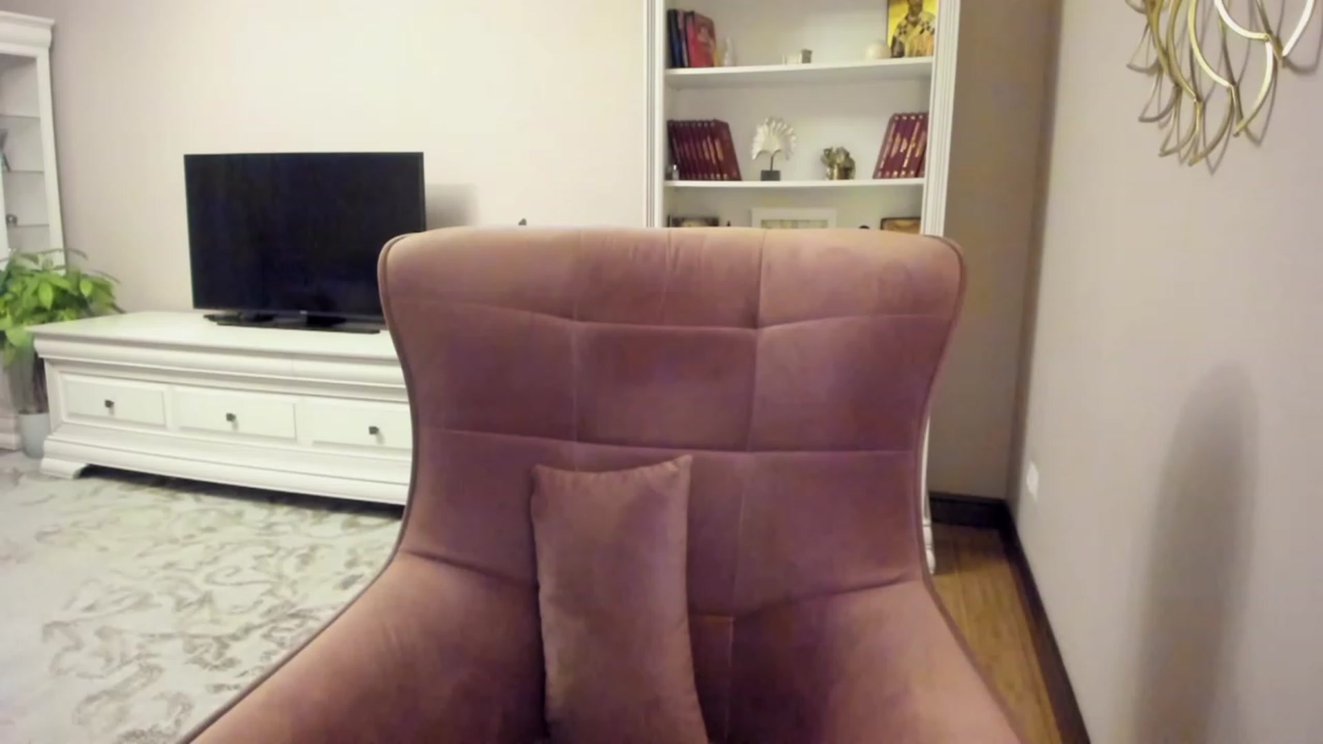 Gallery image thumbnail from Lu126's myfreecams stream on, 12/04/2023, 04:56 image 3 of 20