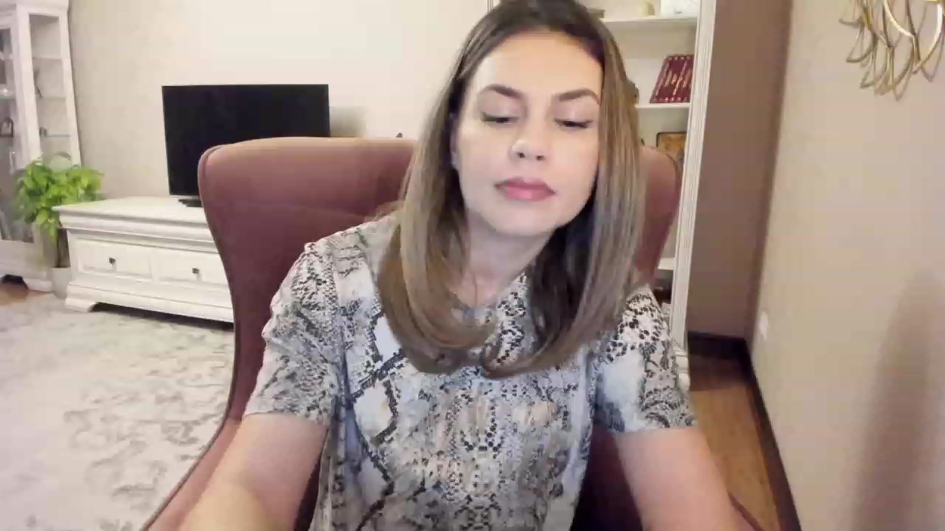 Gallery image thumbnail from Lu126's myfreecams stream on, 12/05/2023, 04:22 image 13 of 20