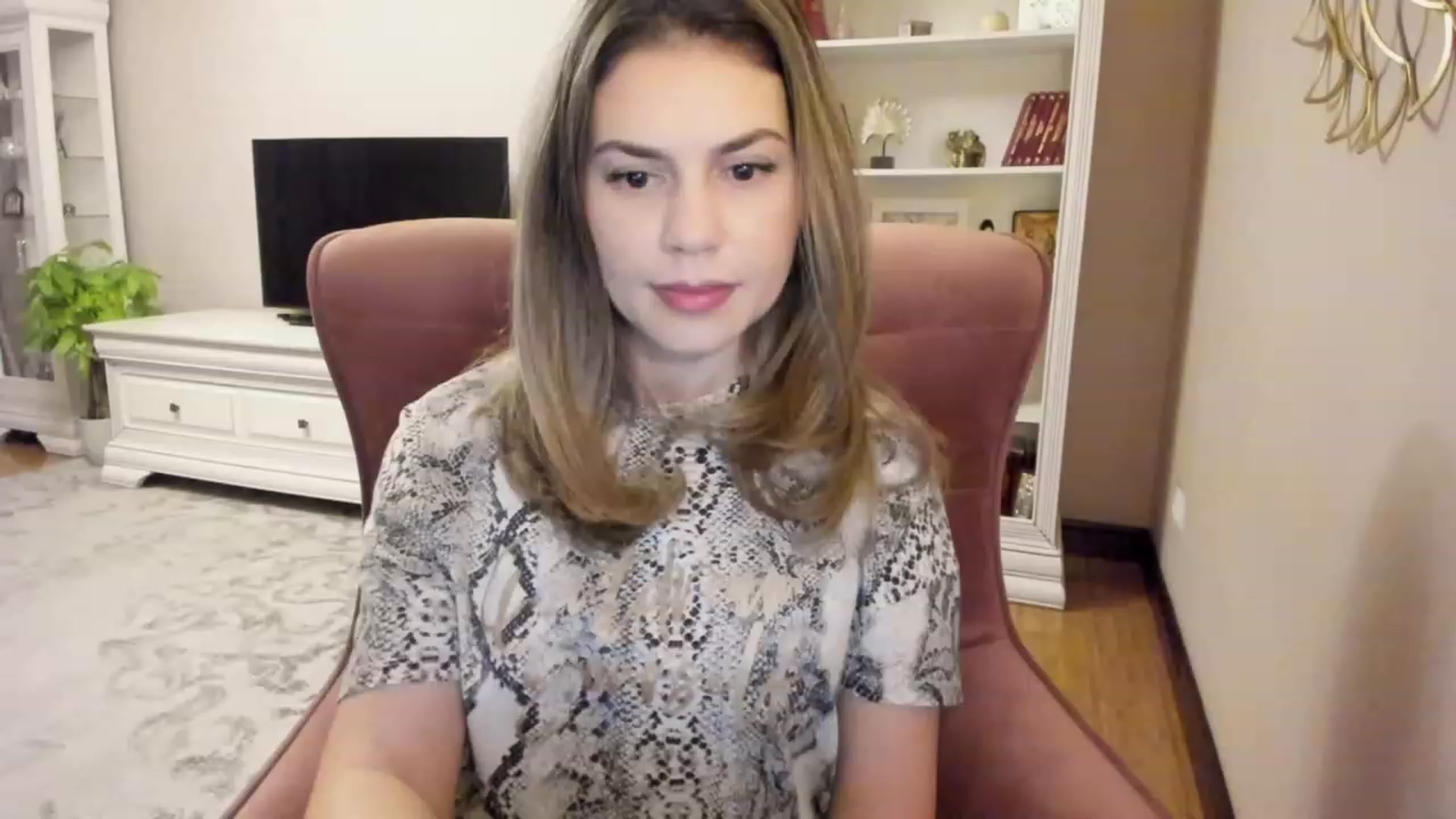 Gallery image thumbnail from Lu126's myfreecams stream on, 12/05/2023, 04:22 image 15 of 20