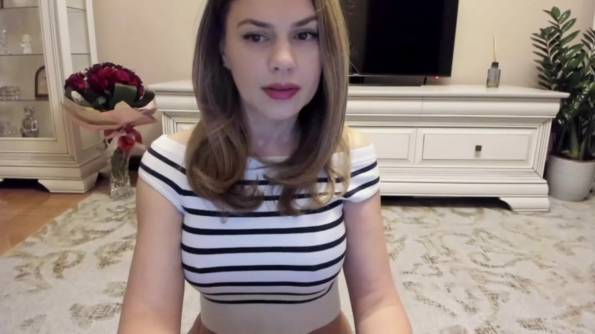 Gallery image thumbnail from Lu126's myfreecams stream on, 12/12/2023, 03:48 image 2 of 20