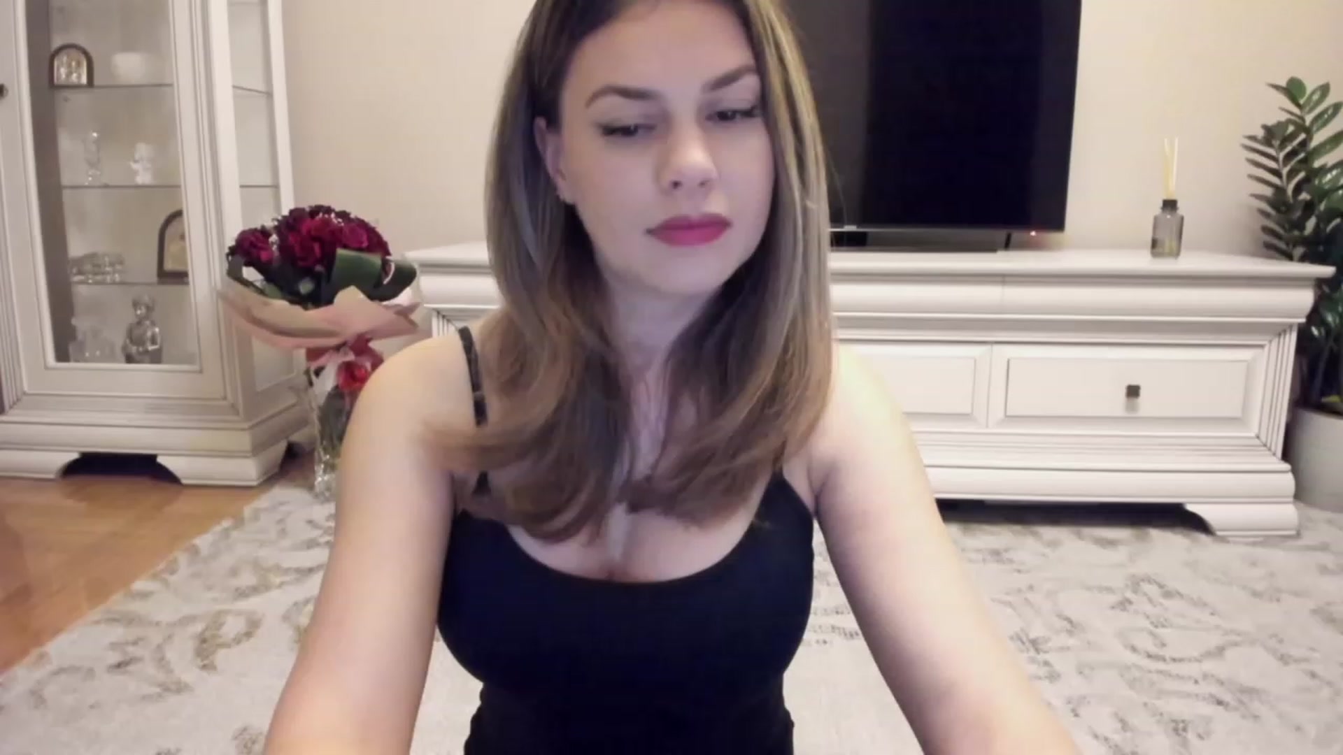 Gallery image thumbnail from Lu126's myfreecams stream on, 12/13/2023, 04:46 image 11 of 20