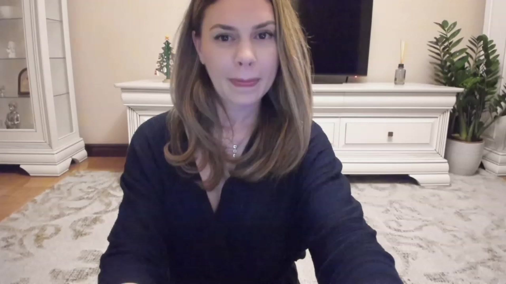 Gallery image thumbnail from Lu126's myfreecams stream on, 12/15/2023, 04:57 image 17 of 20