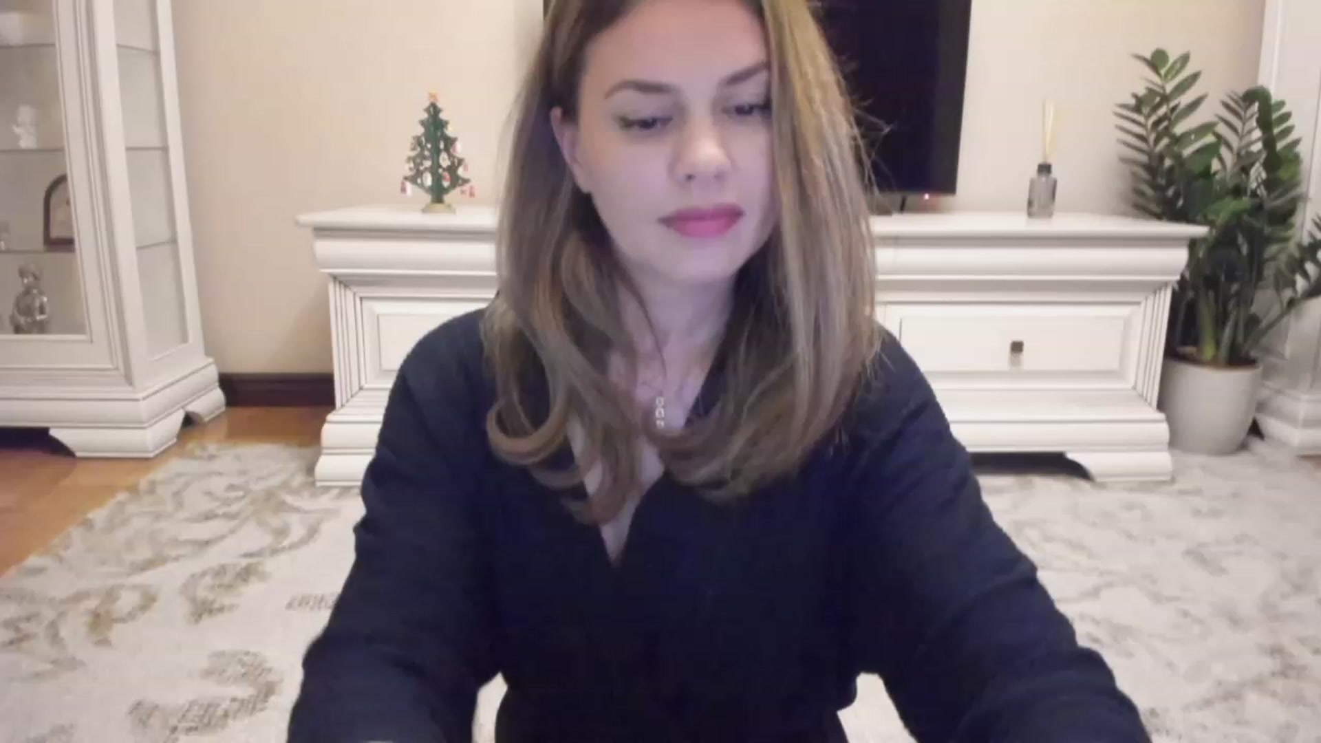 Gallery image thumbnail from Lu126's myfreecams stream on, 12/15/2023, 04:57 image 18 of 20