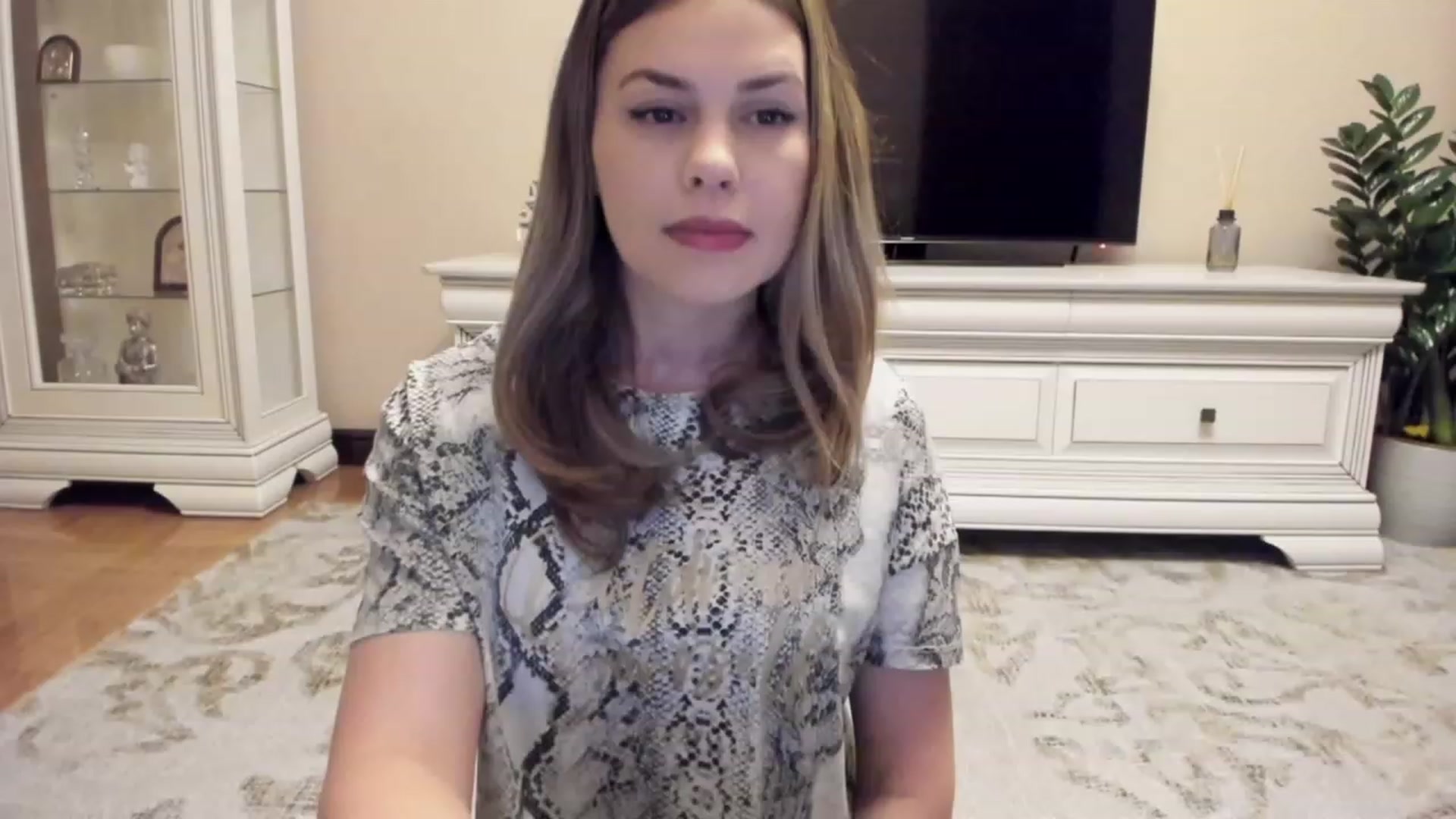 Gallery image thumbnail from Lu126's myfreecams stream on, 12/18/2023, 04:11 image 14 of 20