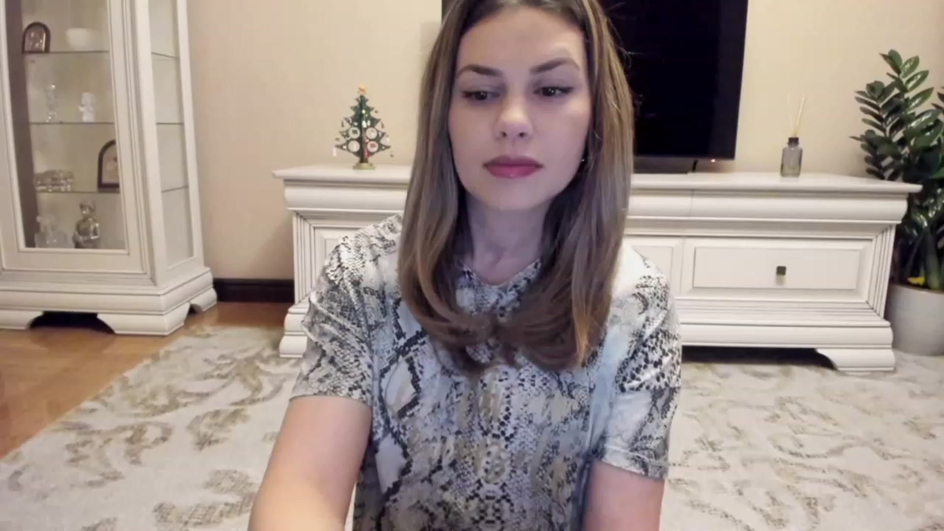 Gallery image thumbnail from Lu126's myfreecams stream on, 12/18/2023, 04:11 image 9 of 20