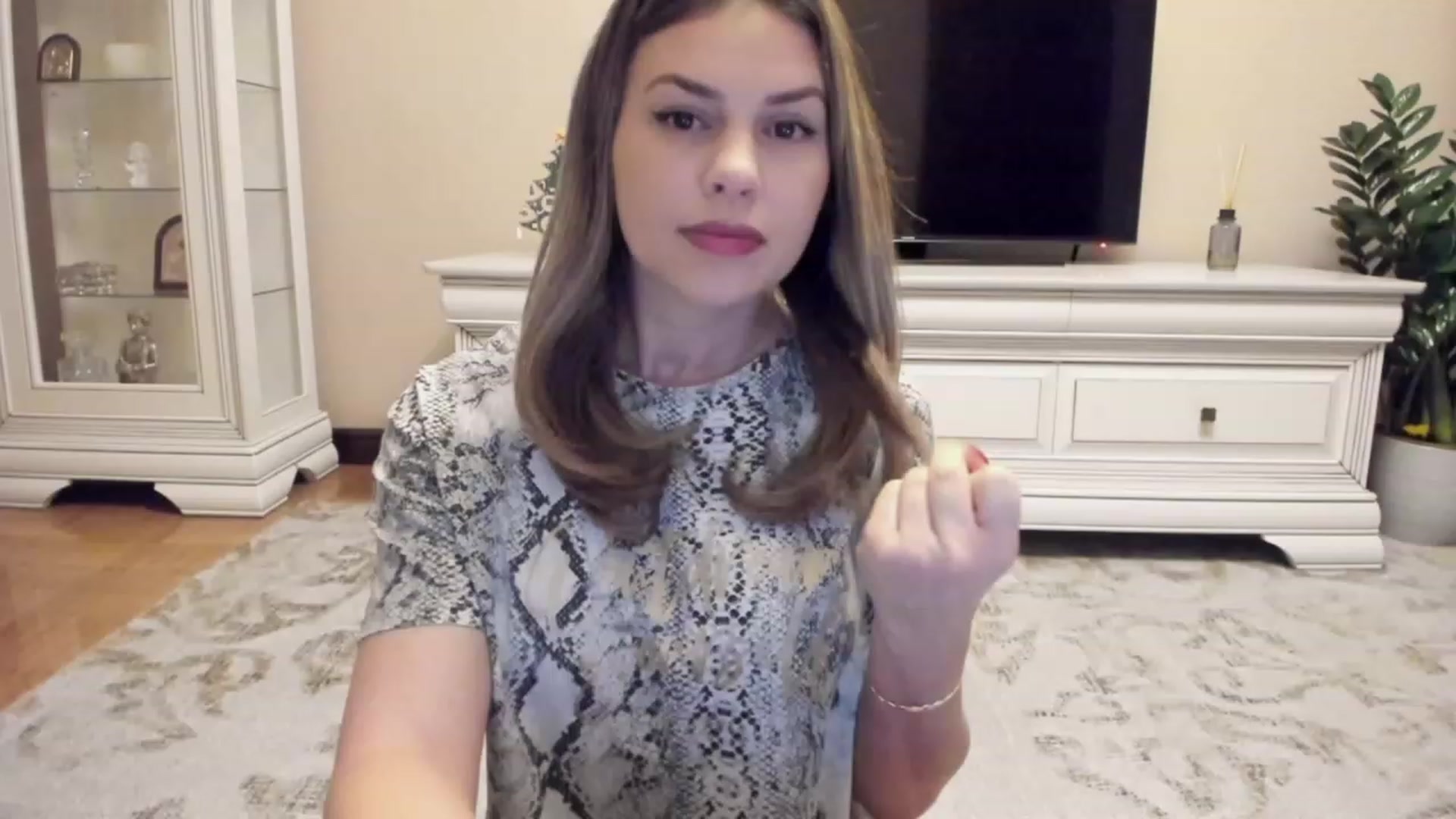 Gallery image thumbnail from Lu126's myfreecams stream on, 12/18/2023, 04:11 image 15 of 20