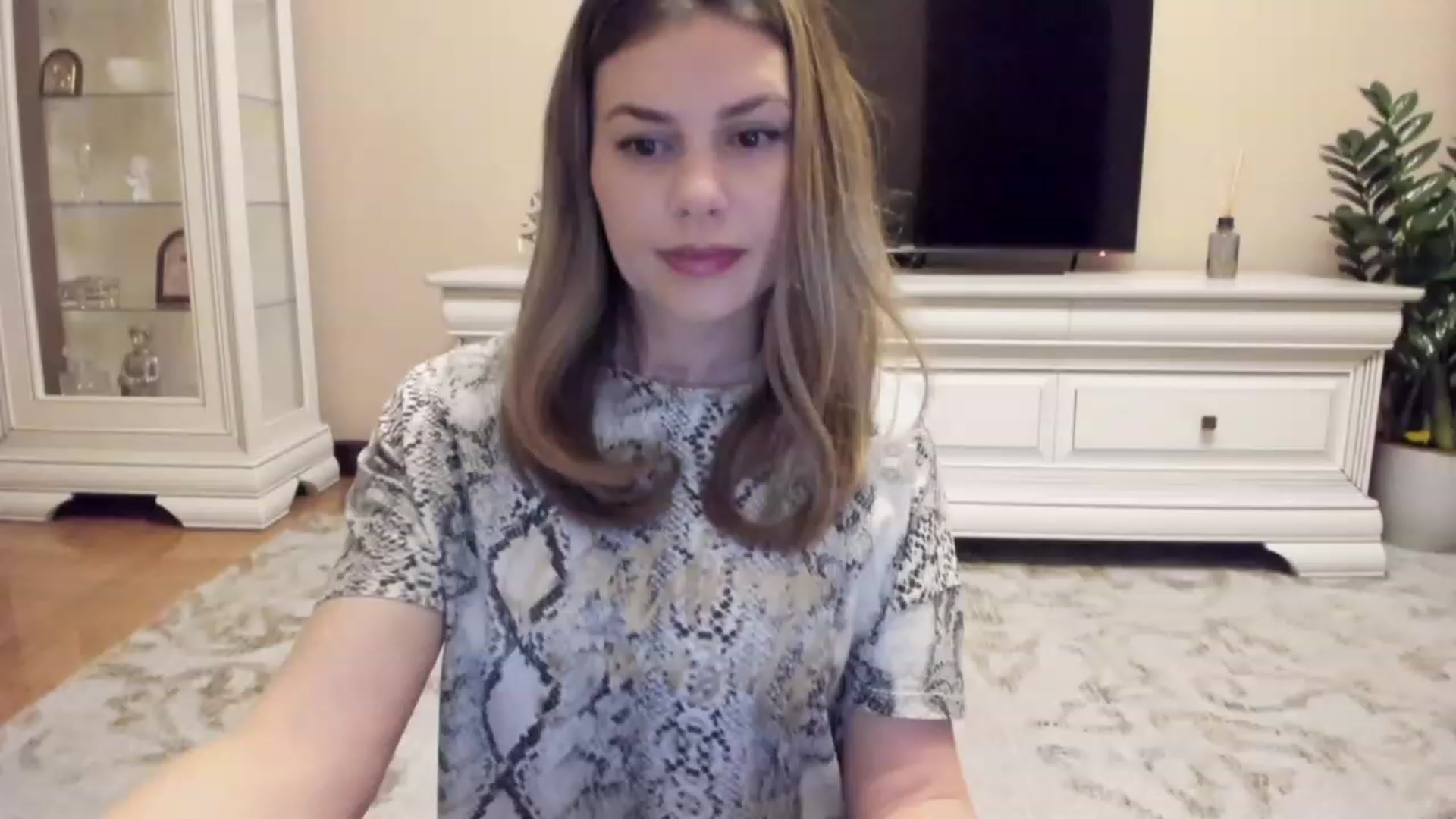 Gallery image thumbnail from Lu126's myfreecams stream on, 12/18/2023, 04:11 image 18 of 20