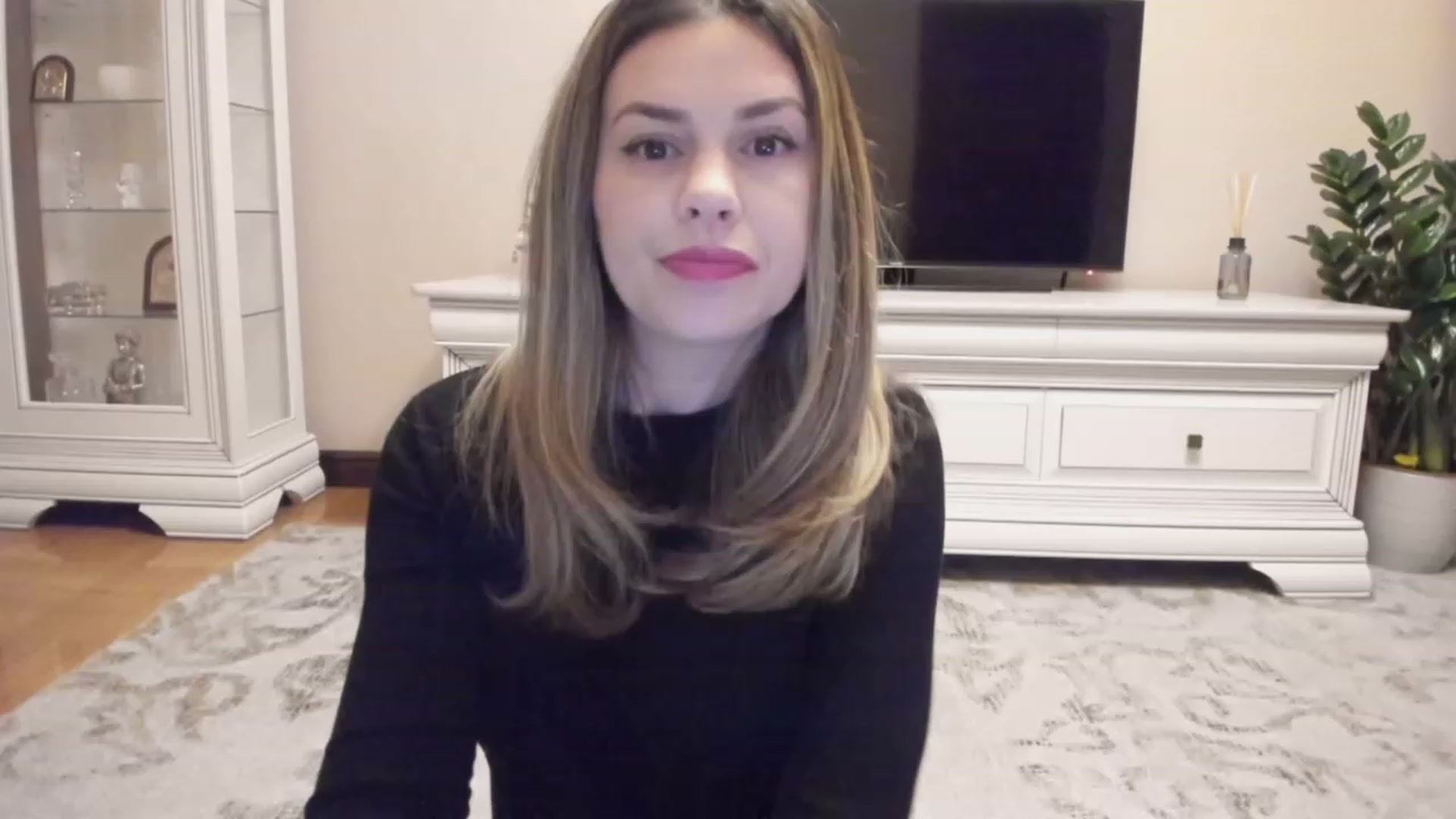 Gallery image thumbnail from Lu126's myfreecams stream on, 12/19/2023, 04:03 image 6 of 20