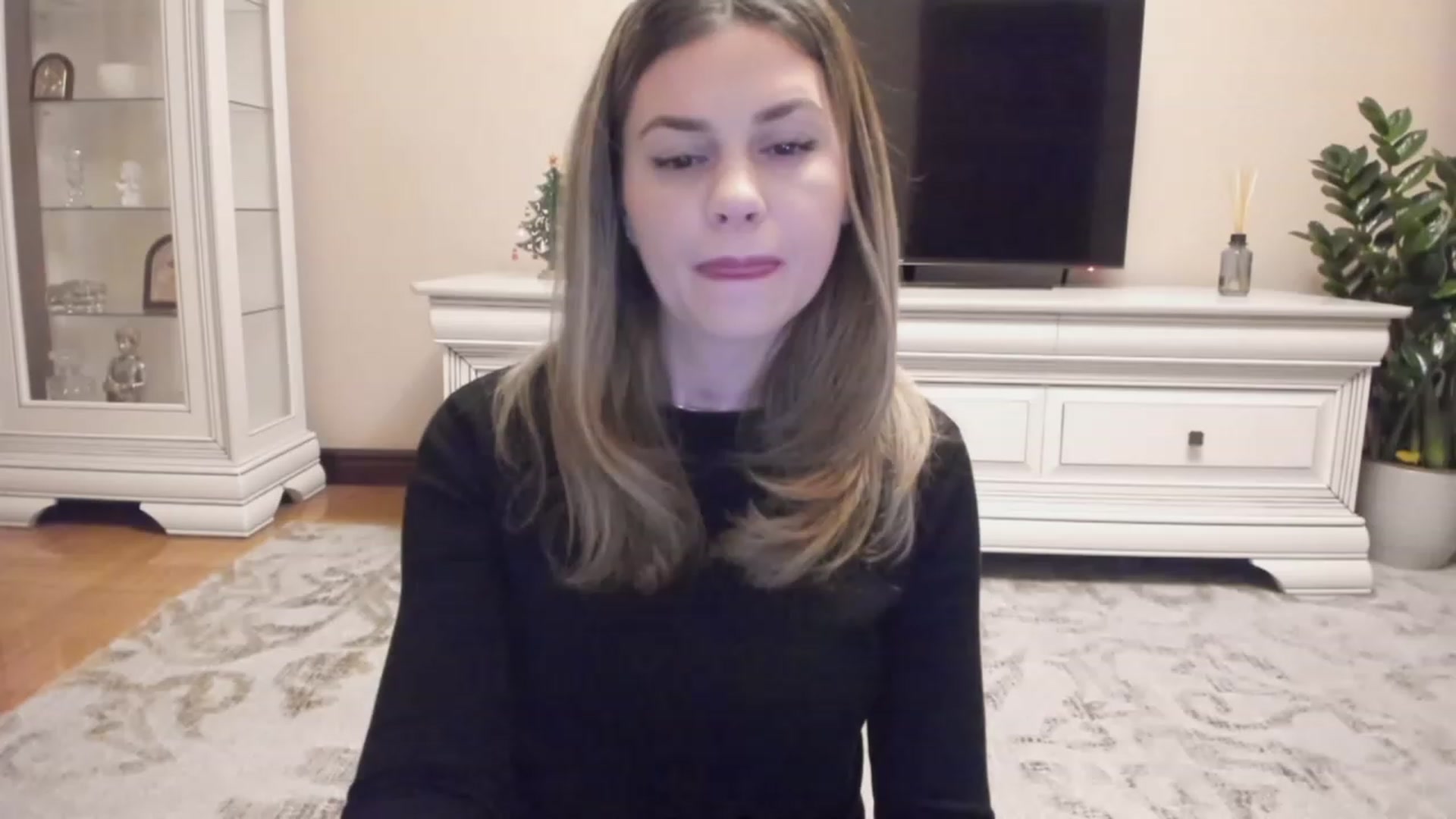 Gallery image thumbnail from Lu126's myfreecams stream on, 12/19/2023, 04:03 image 13 of 20