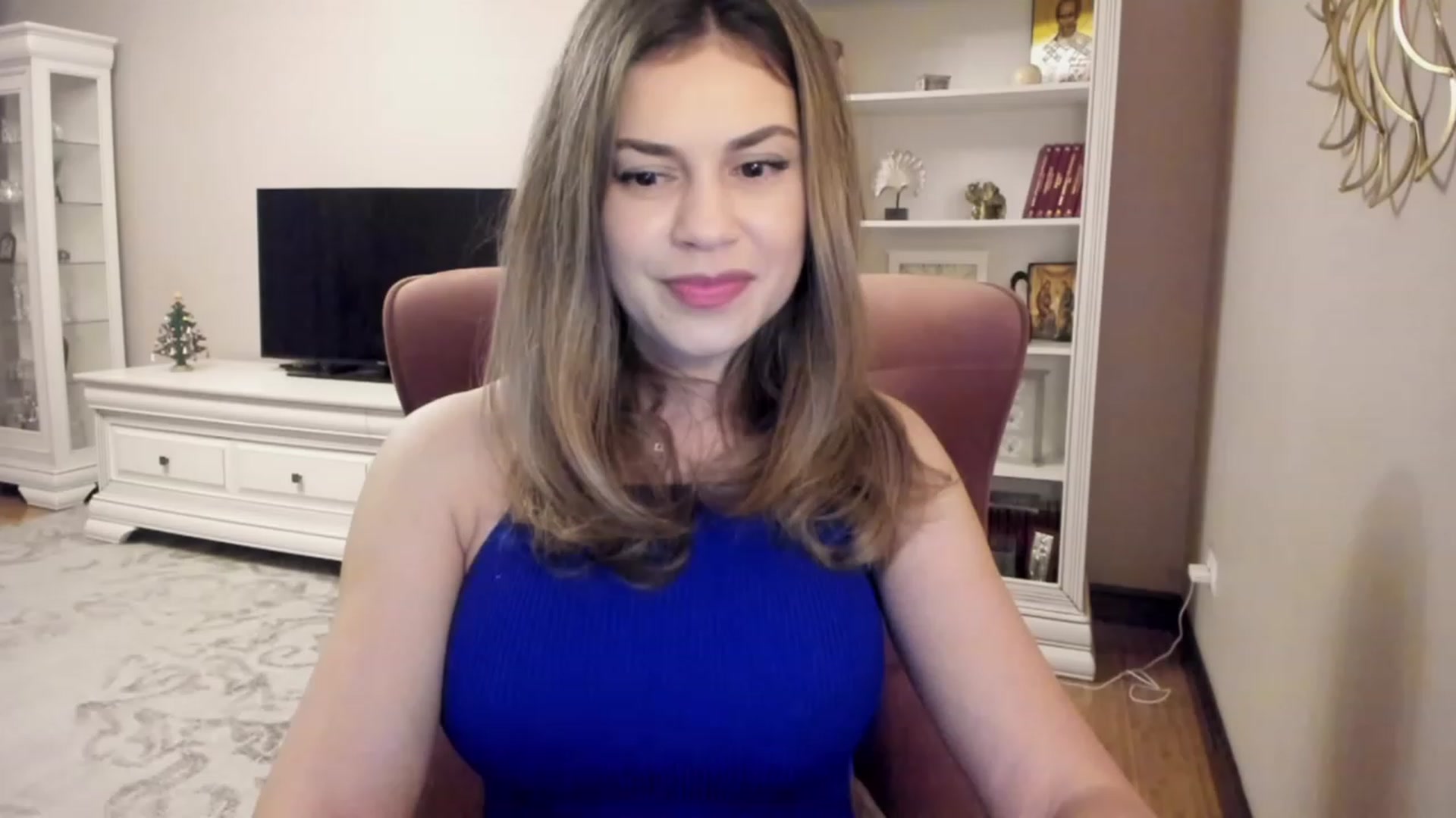 Gallery image thumbnail from Lu126's myfreecams stream on, 01/03/2024, 04:43 image 10 of 20