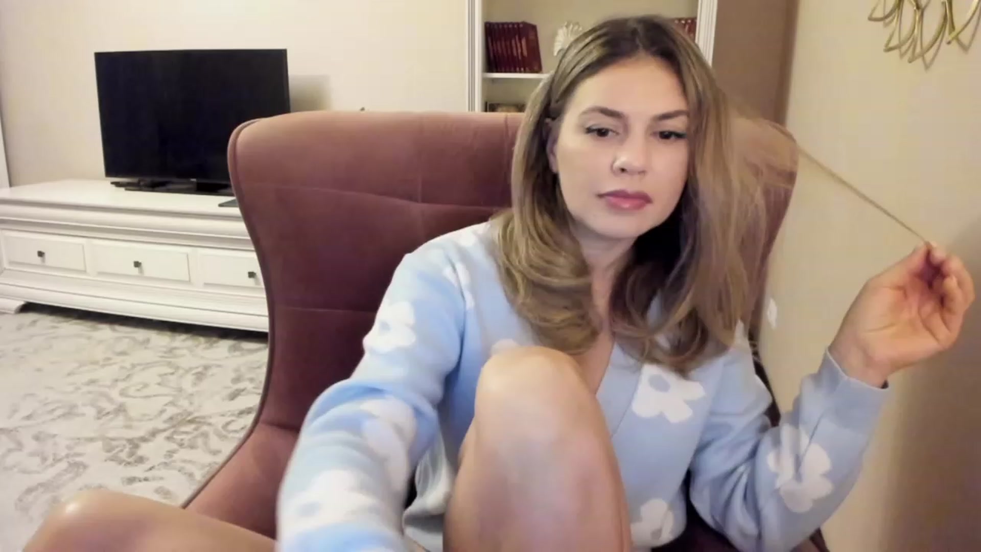 Gallery image thumbnail from Lu126's myfreecams stream on, 01/14/2024, 04:10 image 9 of 20