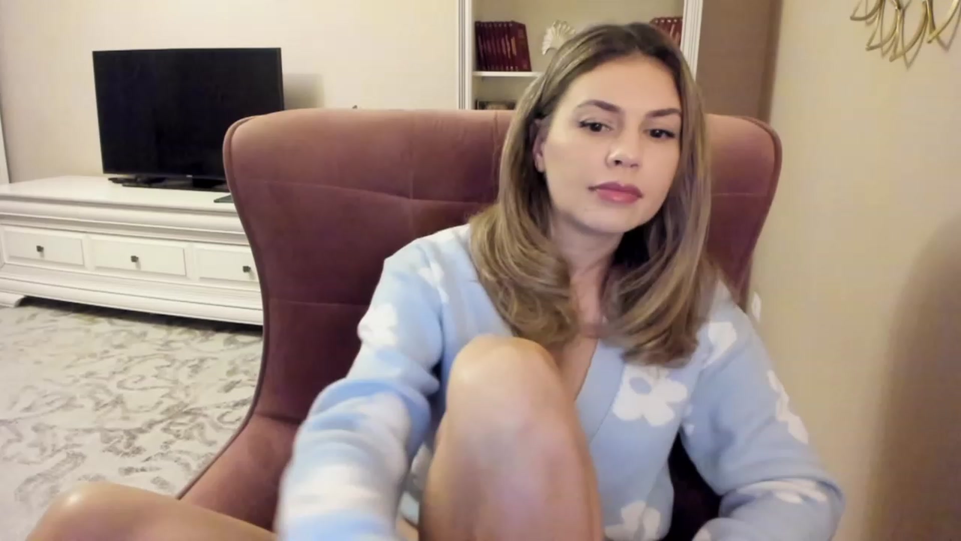 Gallery image thumbnail from Lu126's myfreecams stream on, 01/14/2024, 04:10 image 11 of 20