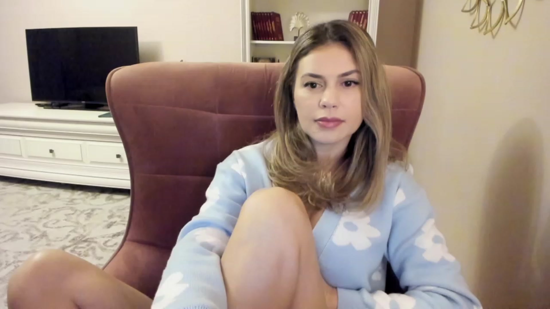 Gallery image thumbnail from Lu126's myfreecams stream on, 01/14/2024, 04:10 image 14 of 20