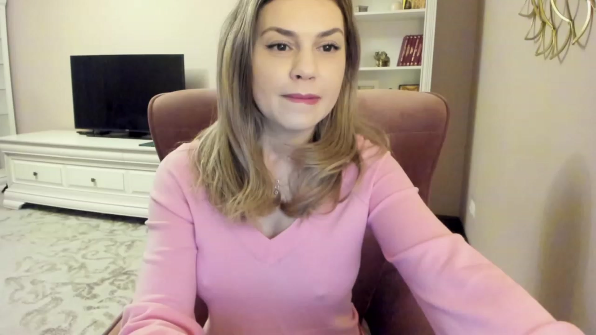 Gallery image thumbnail from Lu126's myfreecams stream on, 01/15/2024, 04:59 image 9 of 20