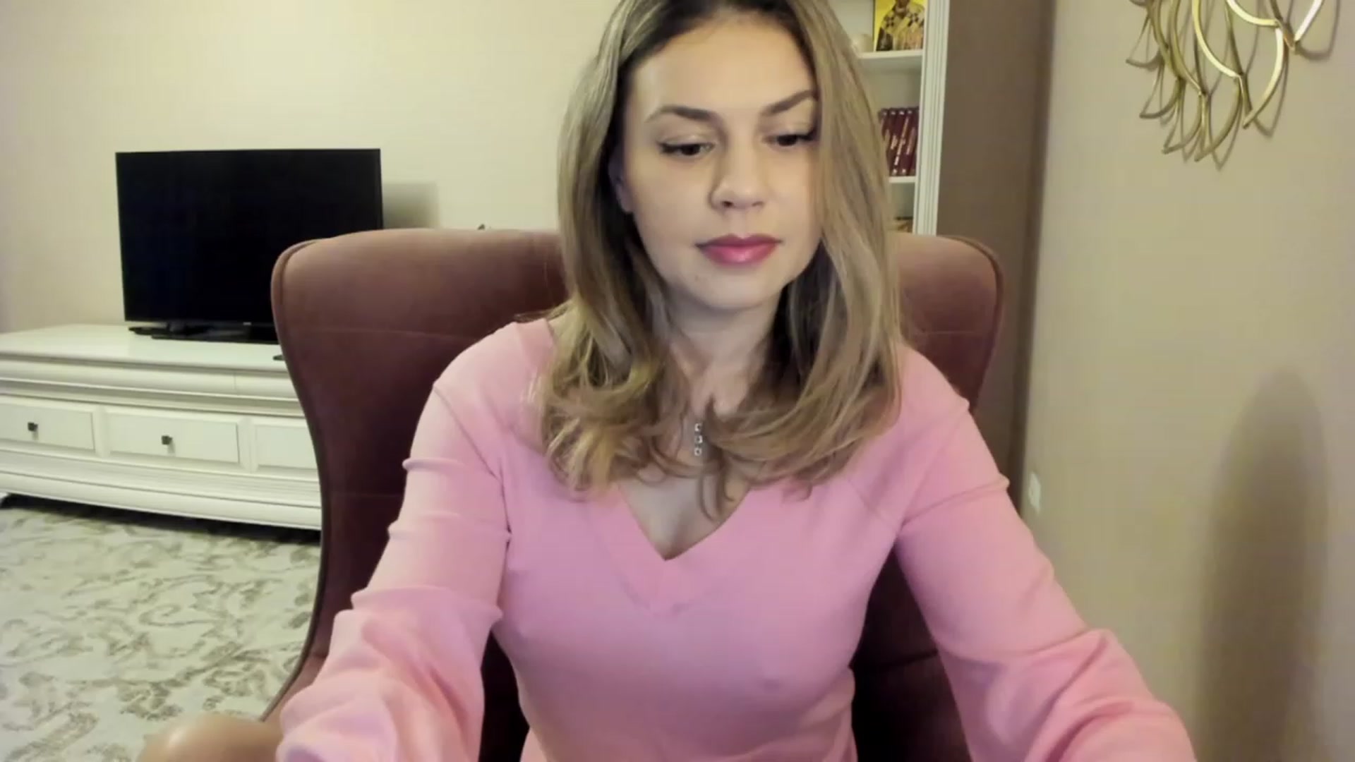 Gallery image thumbnail from Lu126's myfreecams stream on, 01/15/2024, 04:59 image 5 of 20