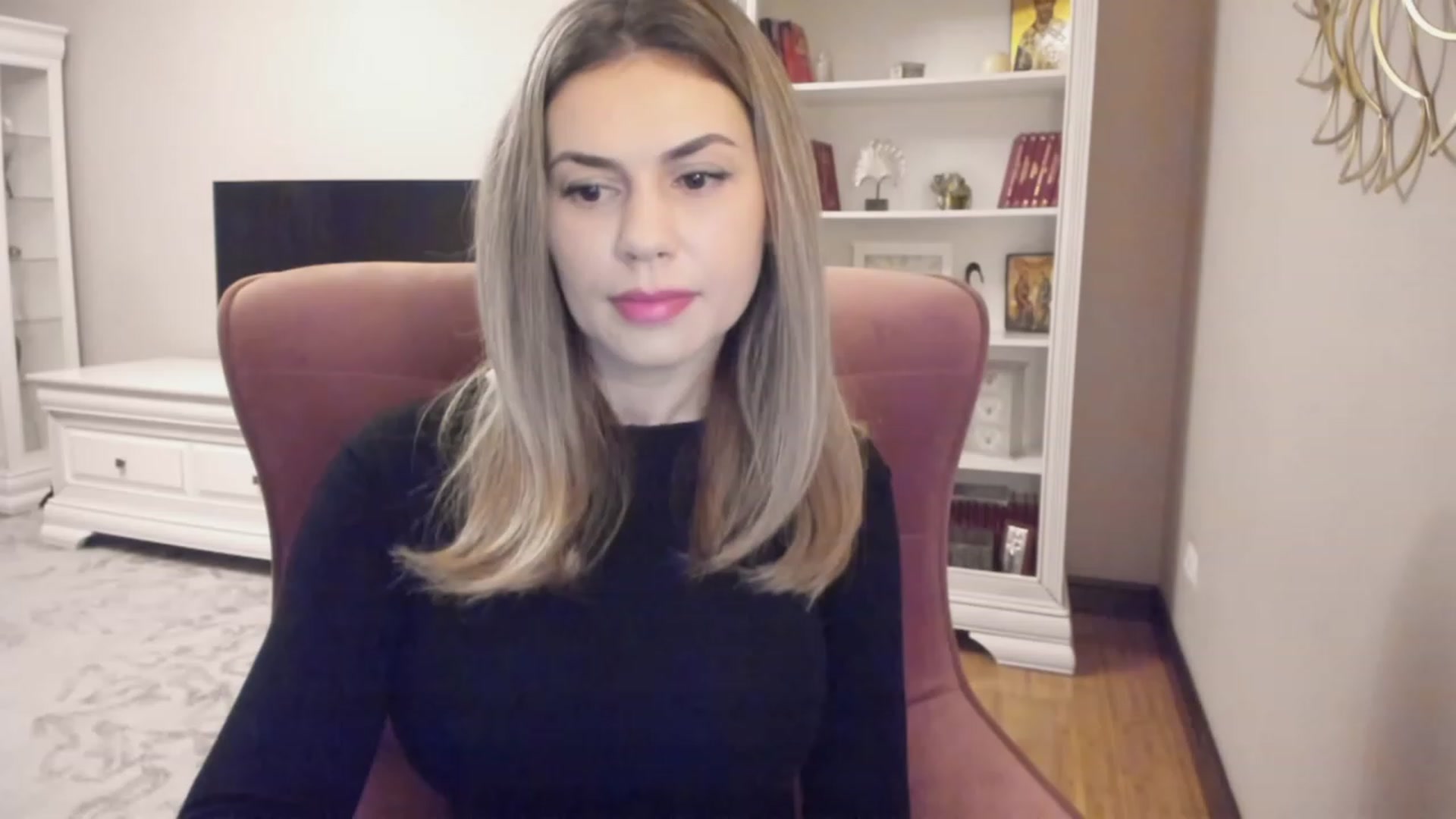Gallery image thumbnail from Lu126's myfreecams stream on, 01/18/2024, 04:36 image 3 of 20