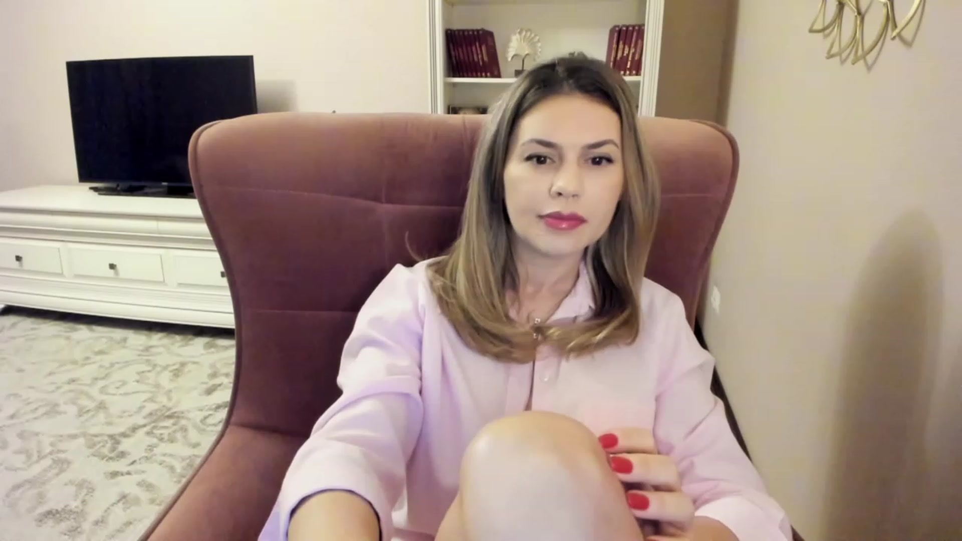 Gallery image thumbnail from Lu126's myfreecams stream on, 01/30/2024, 04:09 image 3 of 20