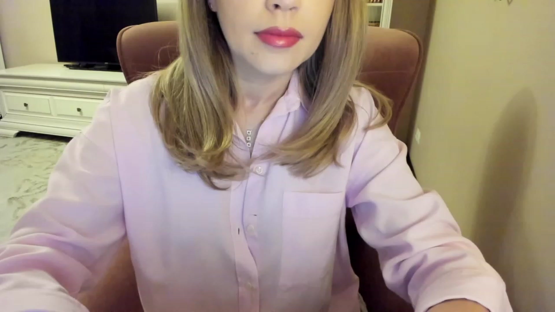 Gallery image thumbnail from Lu126's myfreecams stream on, 01/30/2024, 04:09 image 11 of 20
