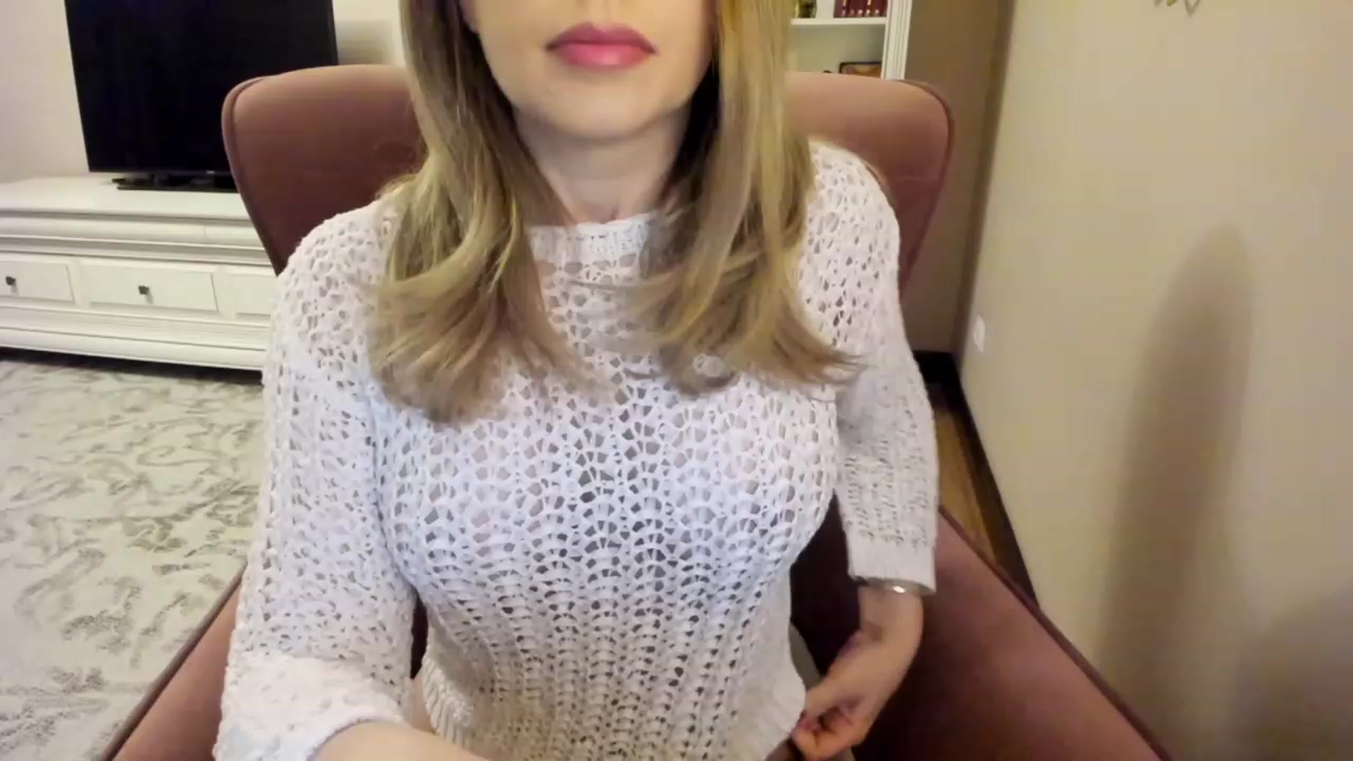 Gallery image thumbnail from Lu126's myfreecams stream on, 01/31/2024, 04:37 image 10 of 20