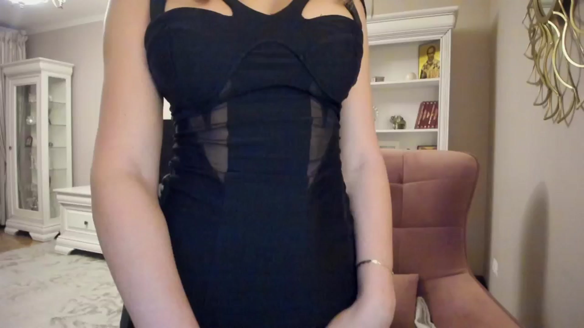 Gallery image thumbnail from Lu126's myfreecams stream on, 02/08/2024, 04:39 image 6 of 20