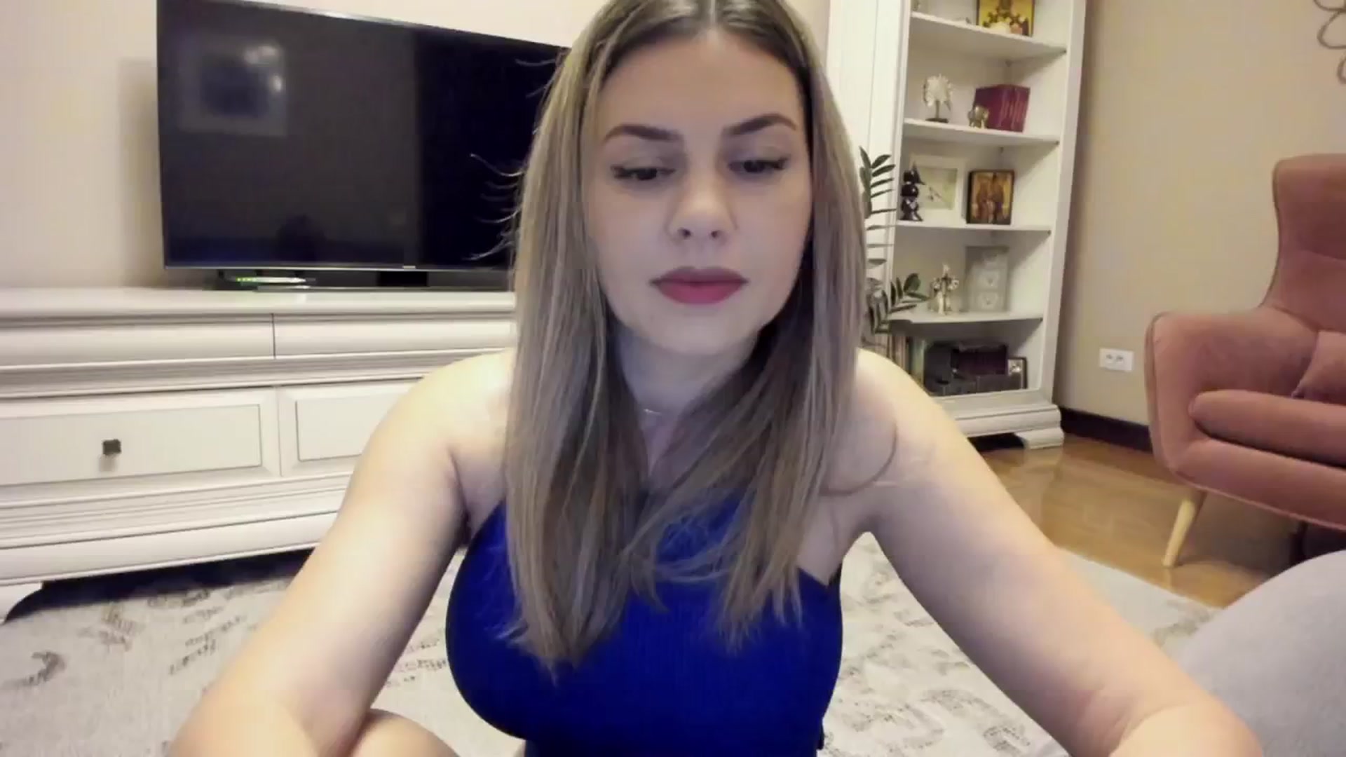 Gallery image thumbnail from Lu126's myfreecams stream on, 02/14/2024, 05:02 image 2 of 20