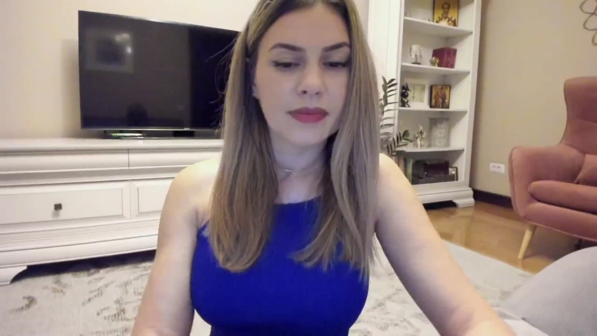 Gallery image thumbnail from Lu126's myfreecams stream on, 02/14/2024, 05:02 image 10 of 20