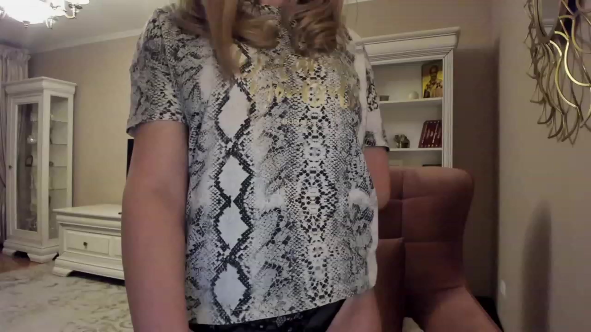 Gallery image thumbnail from Lu126's myfreecams stream on, 02/22/2024, 05:33 image 2 of 20