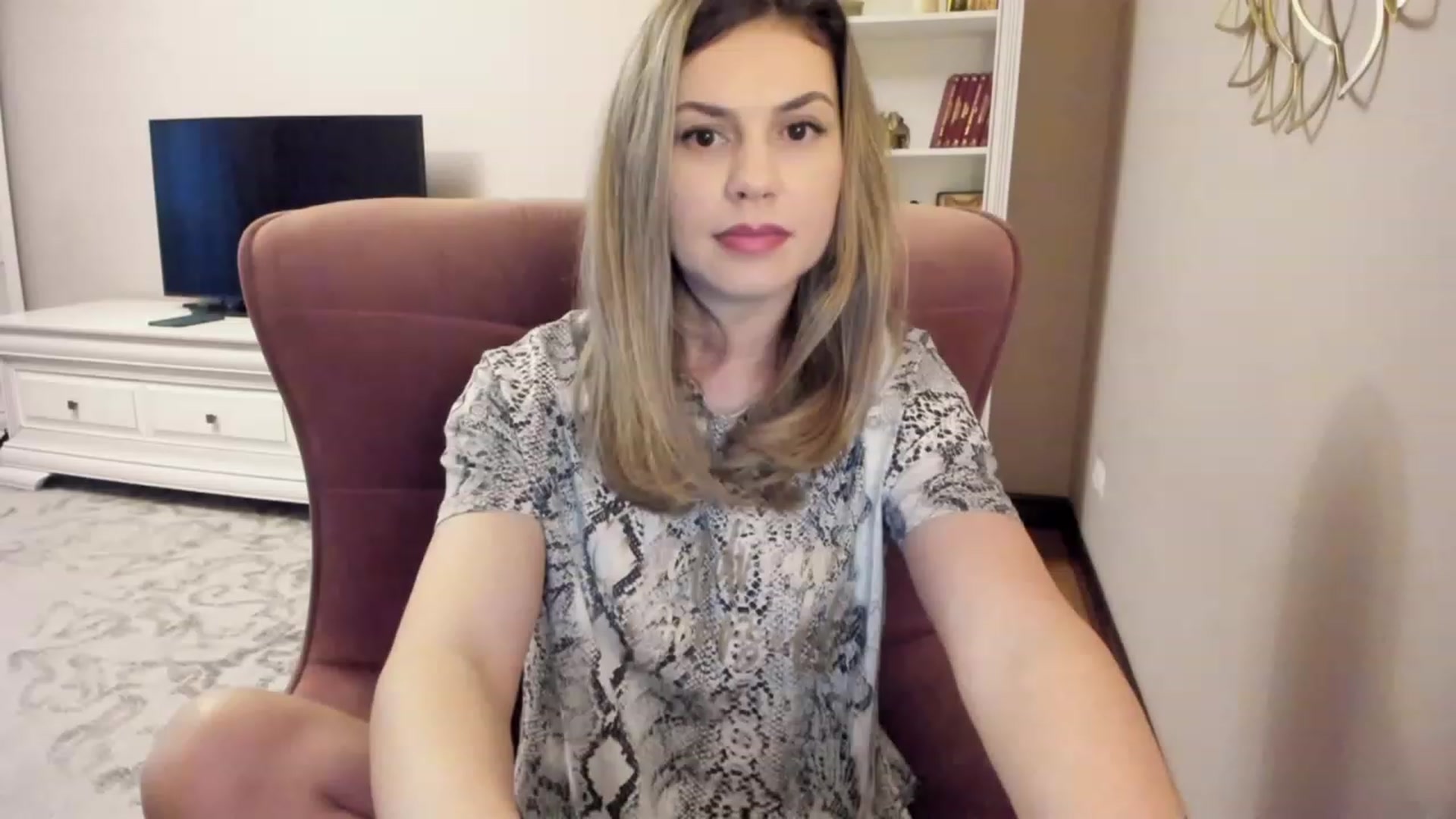 Gallery image thumbnail from Lu126's myfreecams stream on, 02/22/2024, 05:33 image 20 of 20
